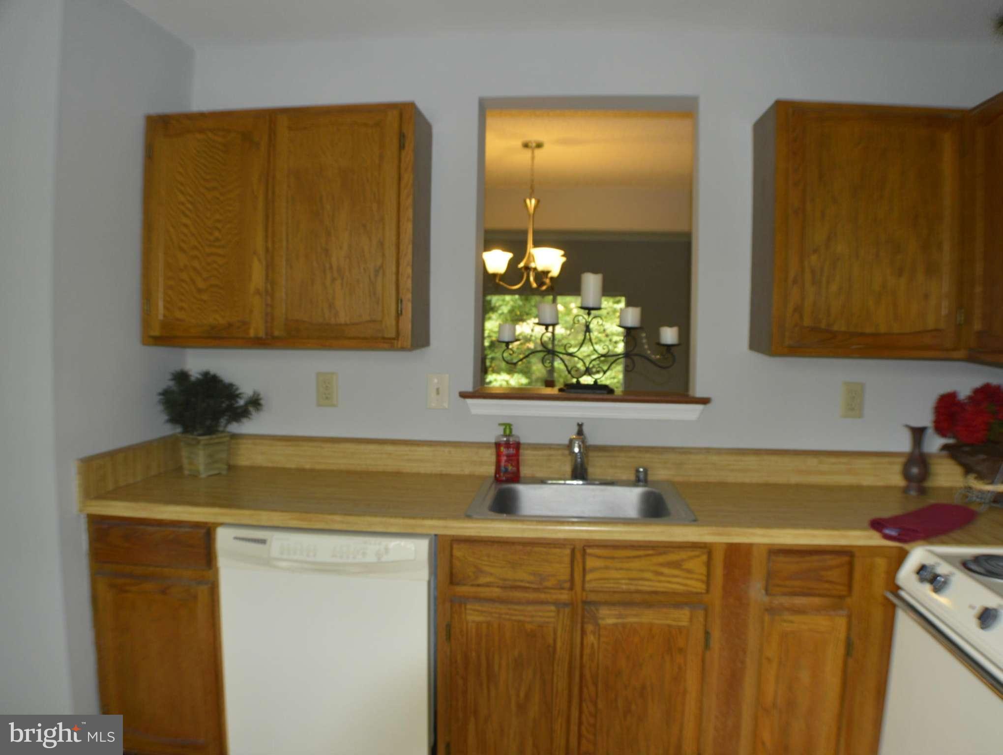 GREEN OAK TOWNES - Residential