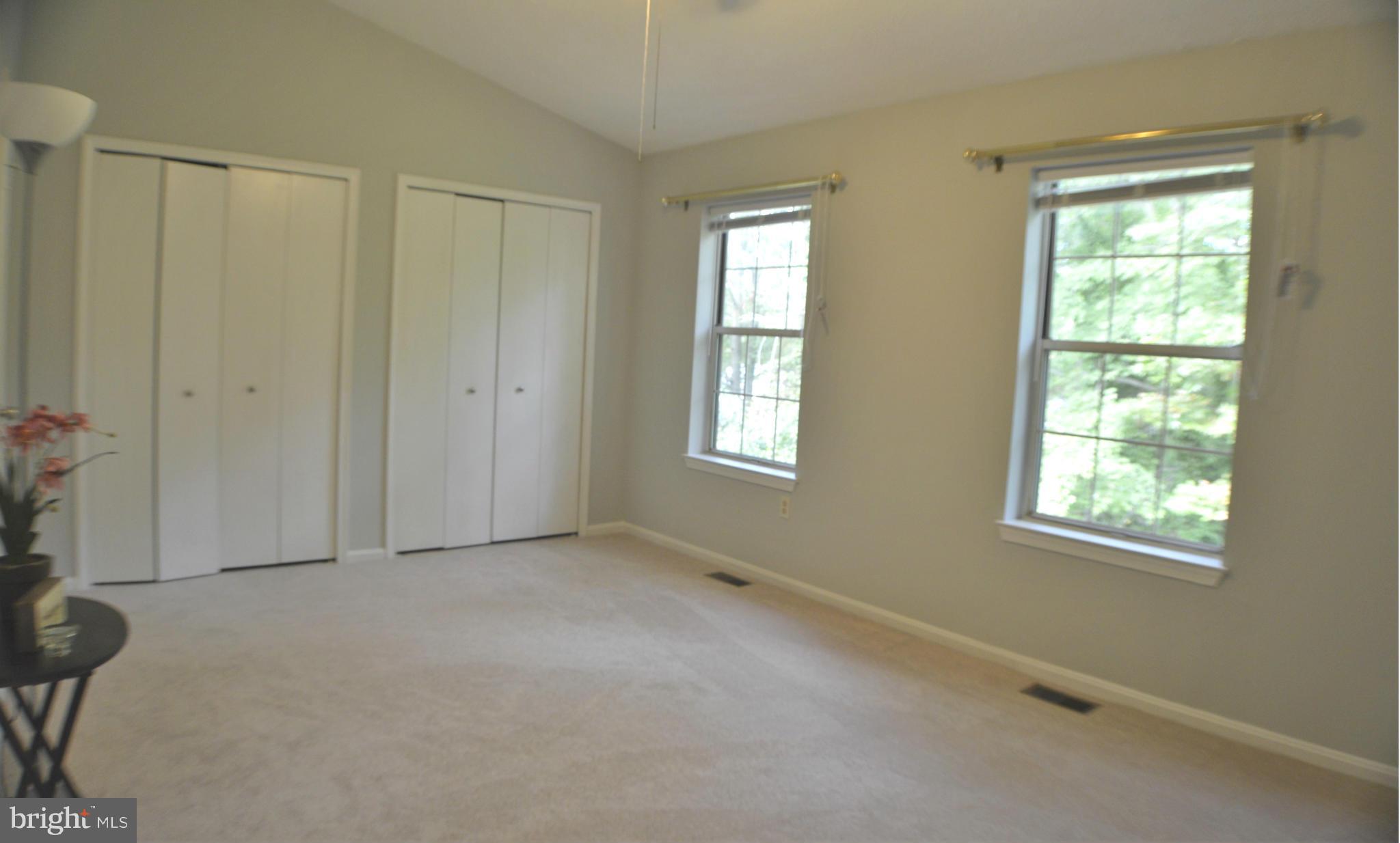 GREEN OAK TOWNES - Residential