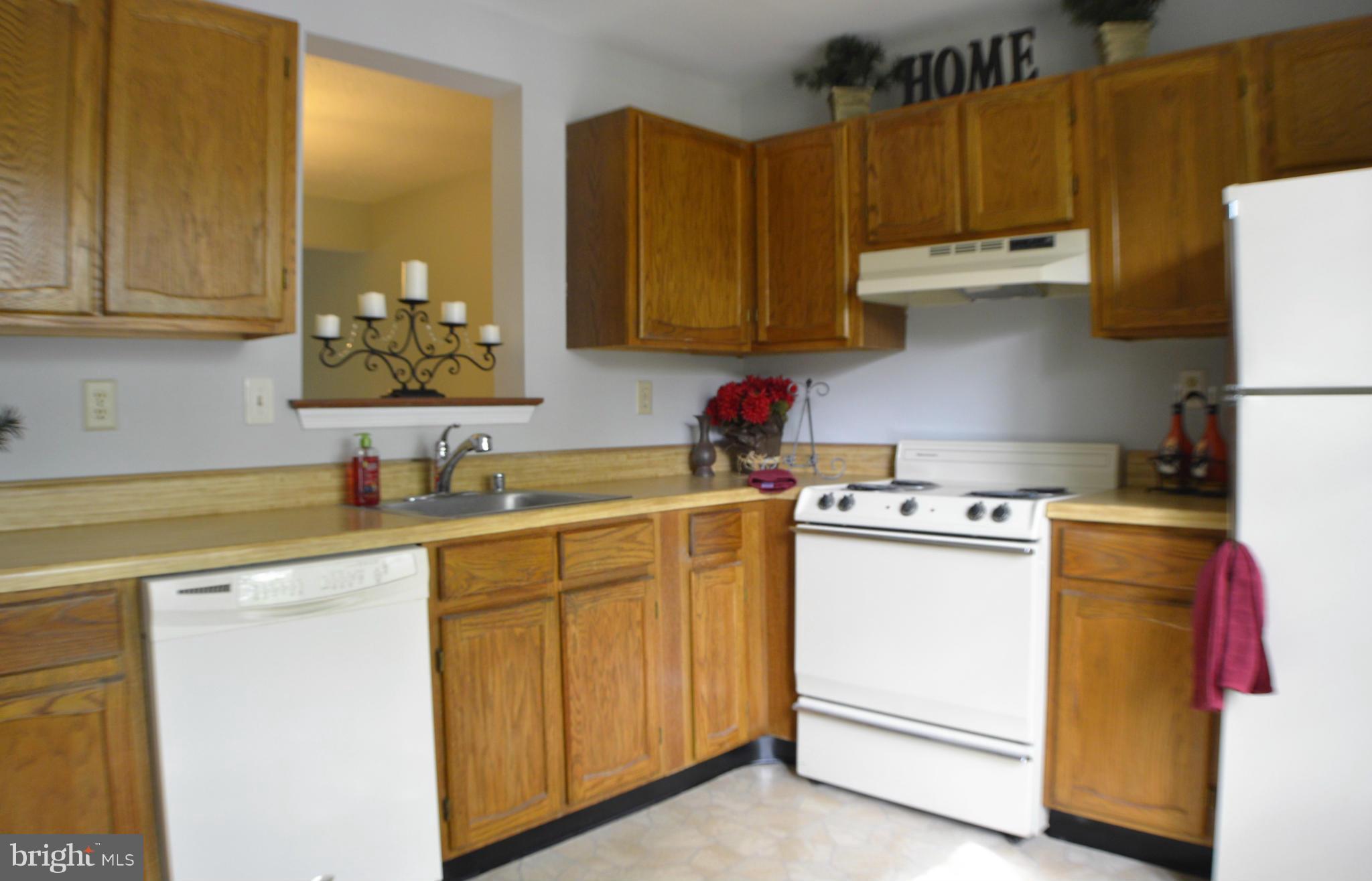 GREEN OAK TOWNES - Residential