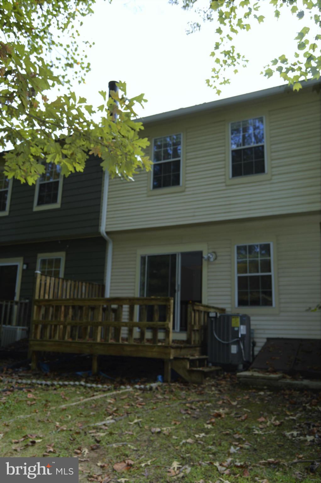 GREEN OAK TOWNES - Residential