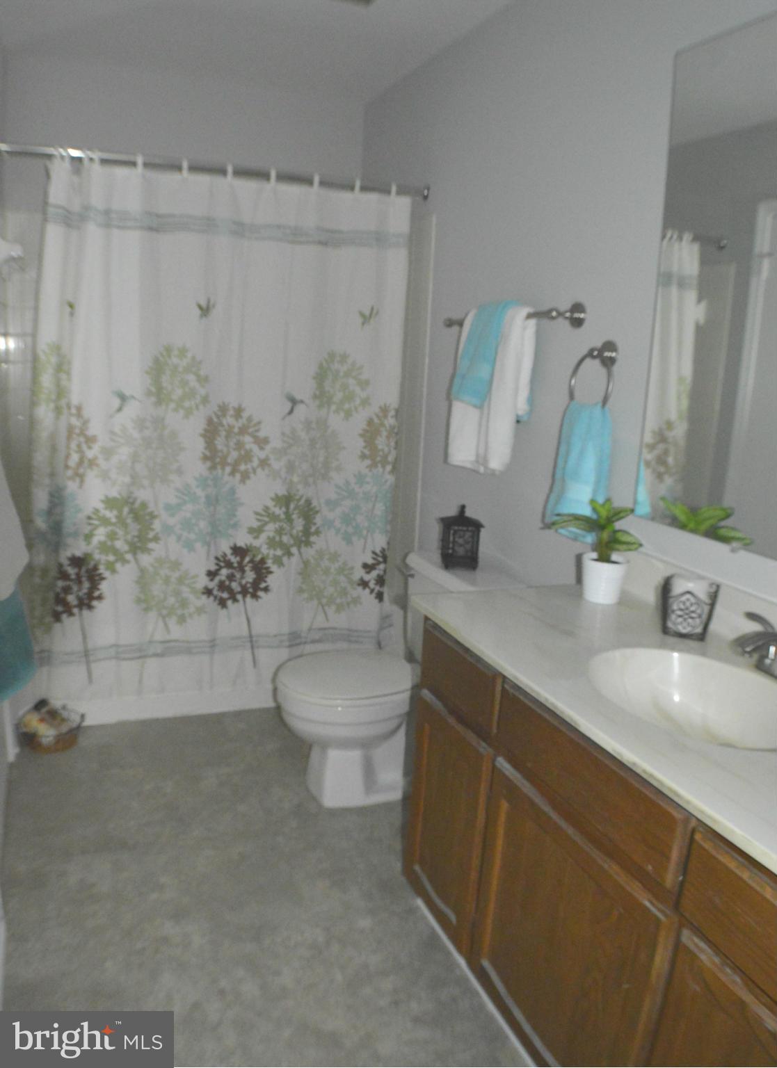 GREEN OAK TOWNES - Residential