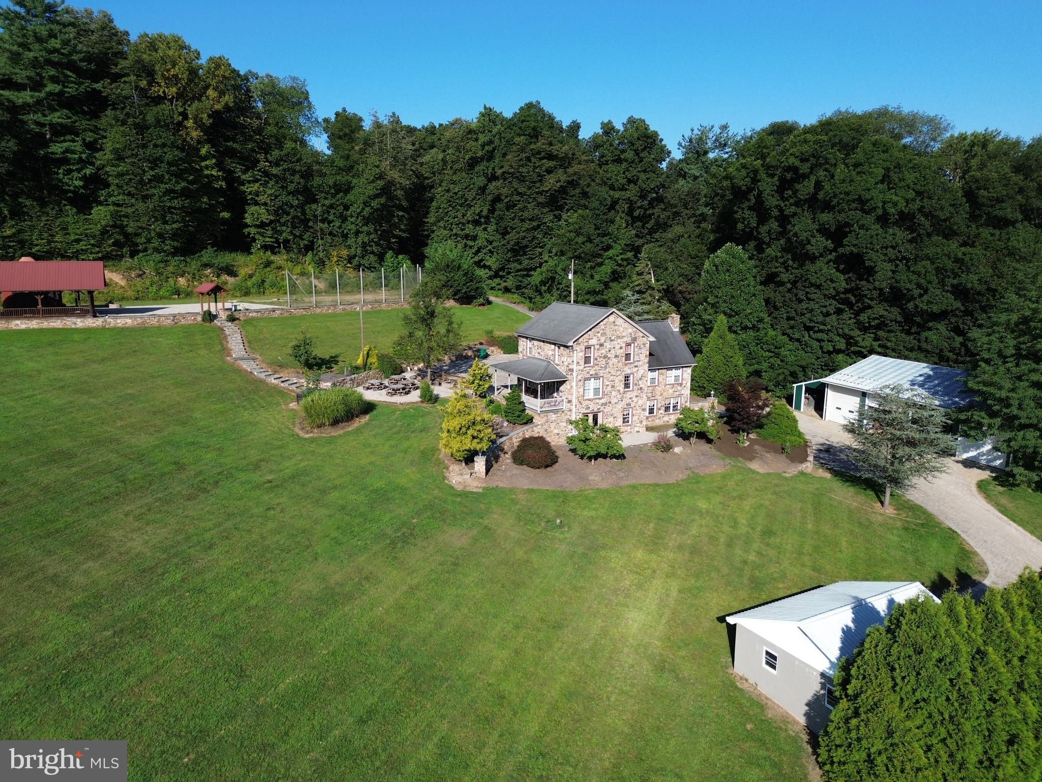 1323 COUCHTOWN ROAD