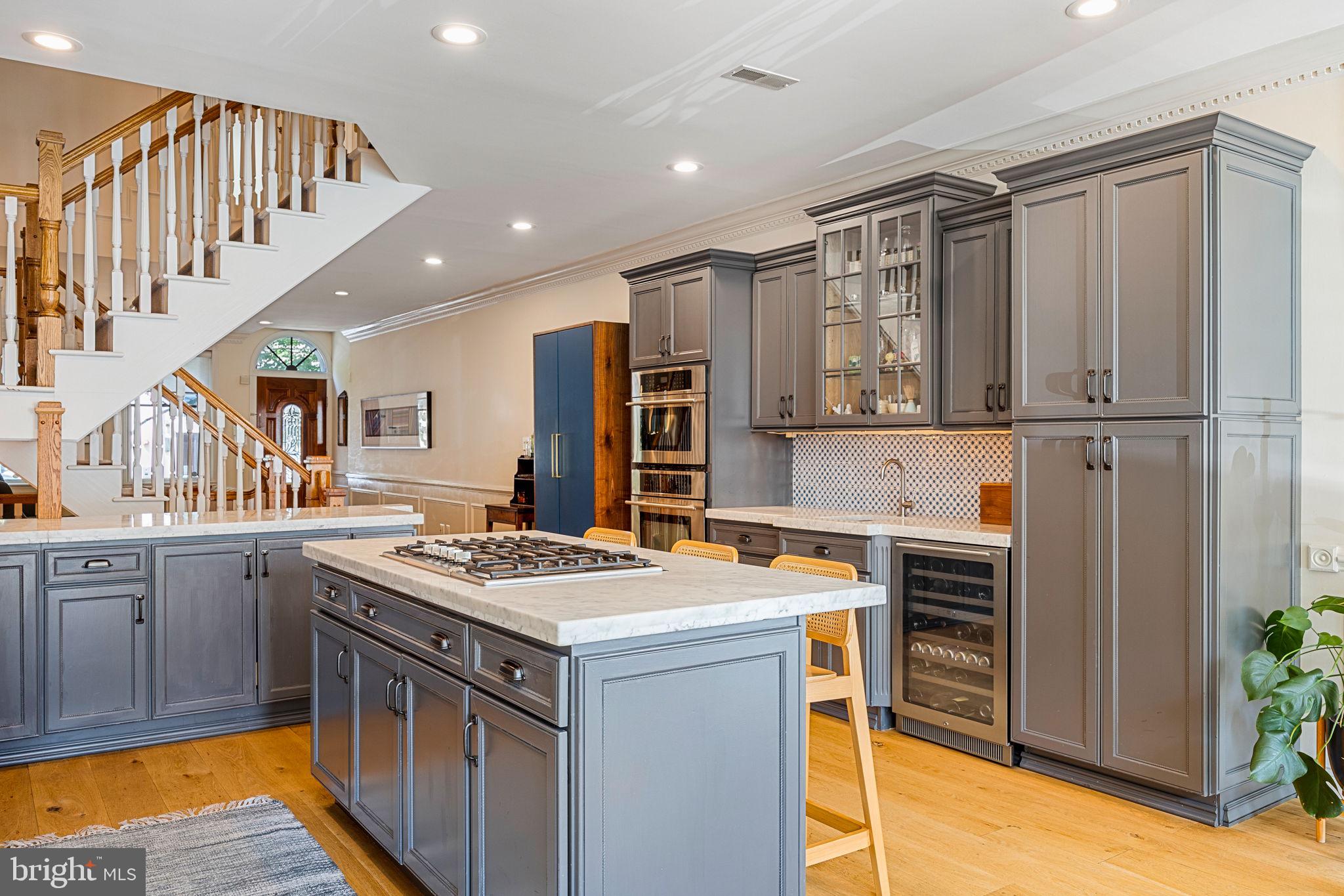 BELLA VISTA - Residential