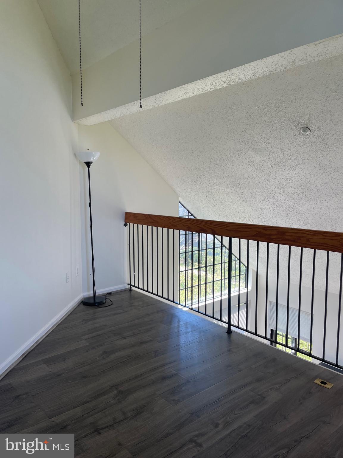 TIERS AT MANCHESTER LAKE - Residential Lease