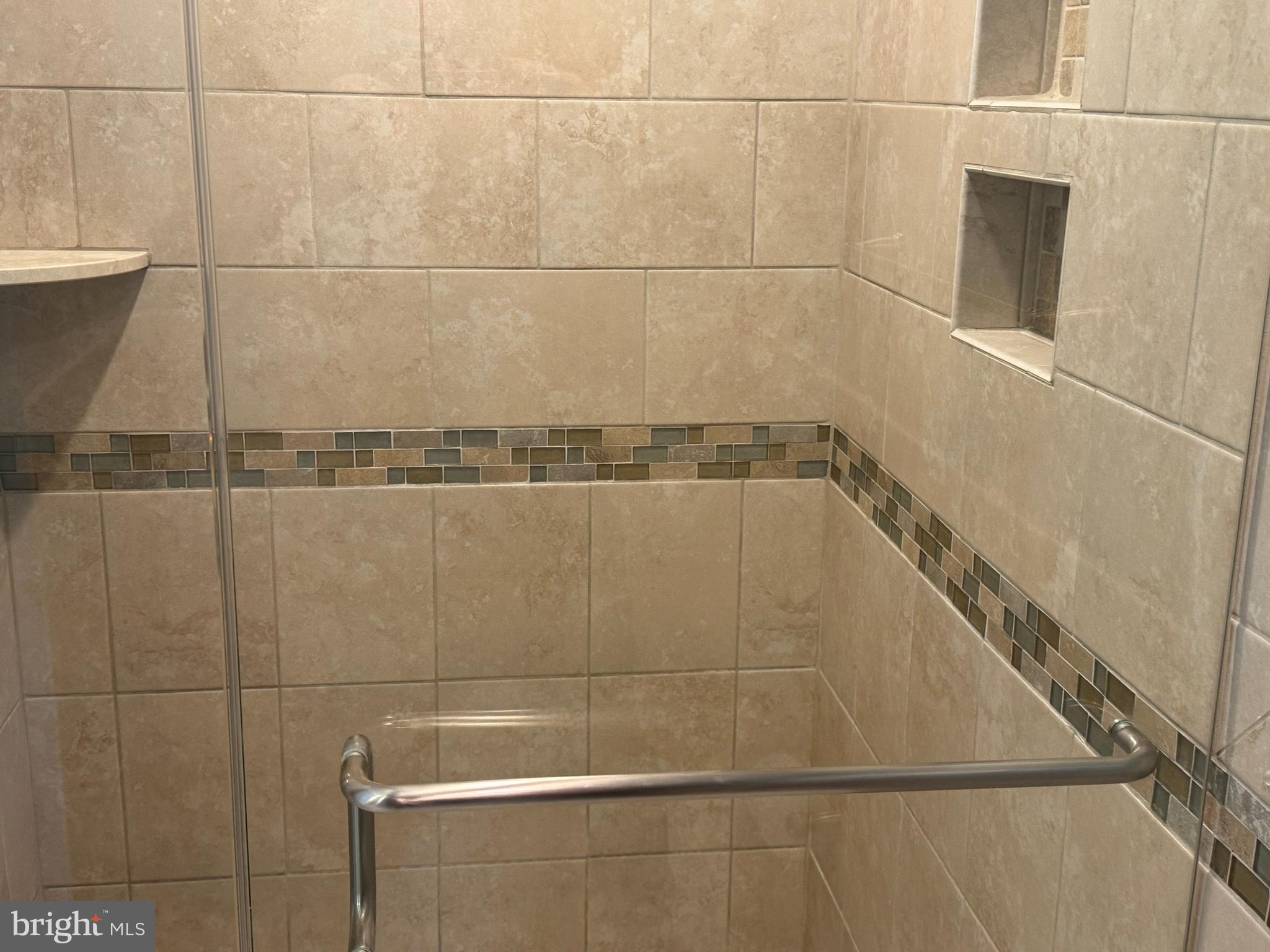 EAGLEVIEW - Residential