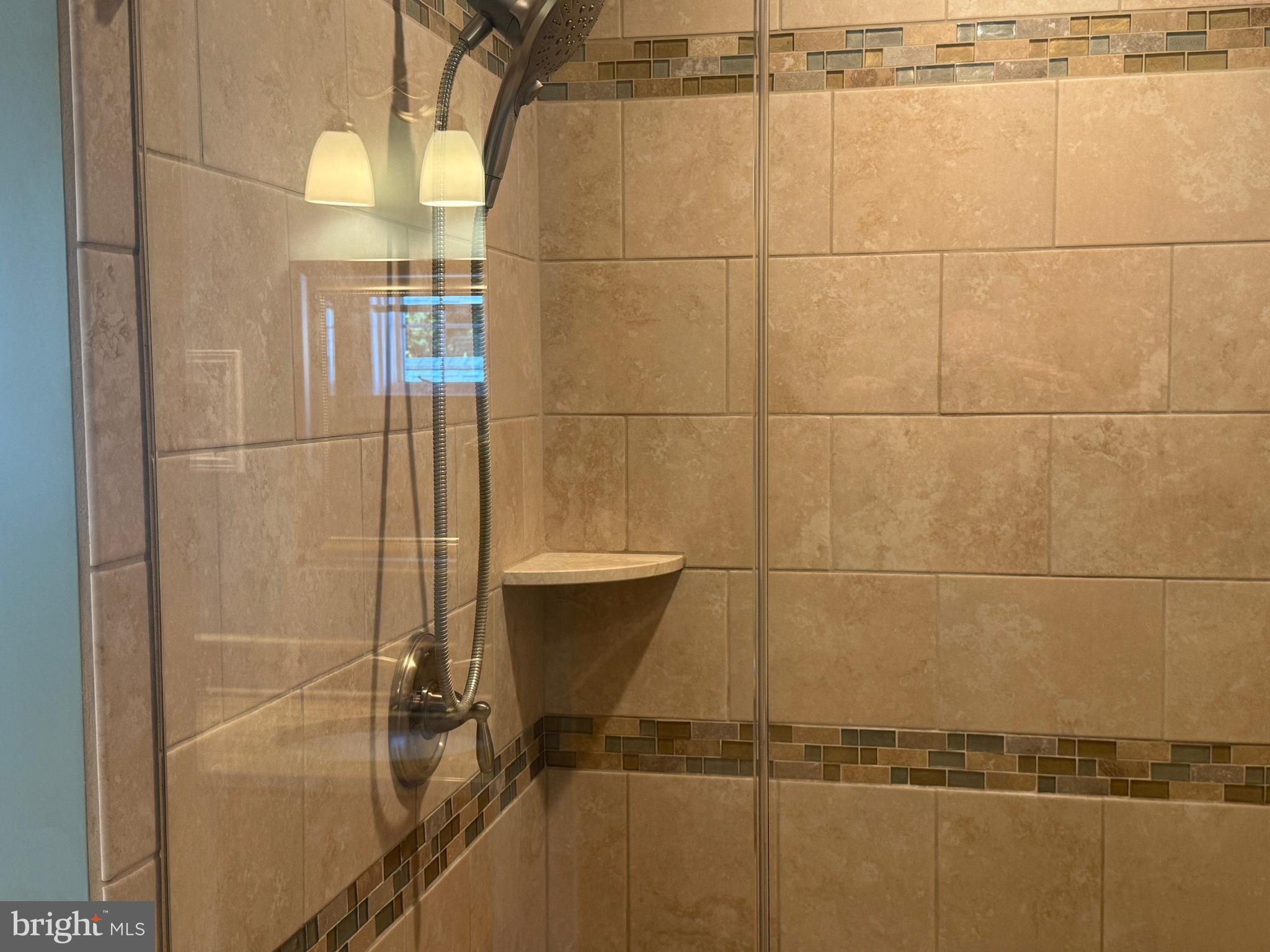 EAGLEVIEW - Residential