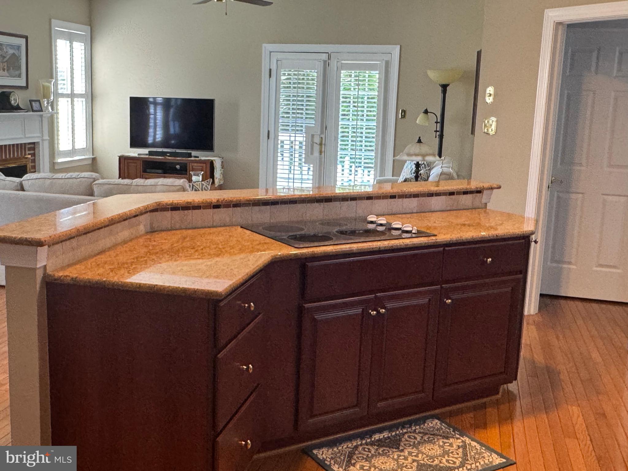 EAGLEVIEW - Residential