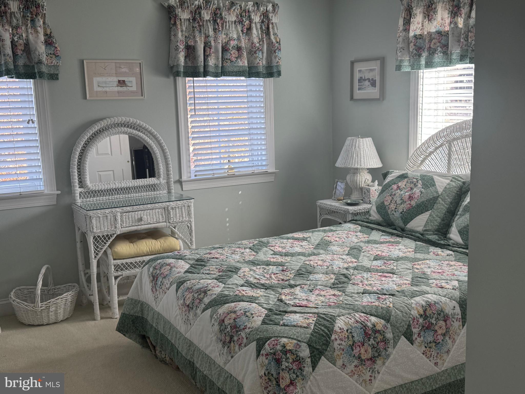 EAGLEVIEW - Residential