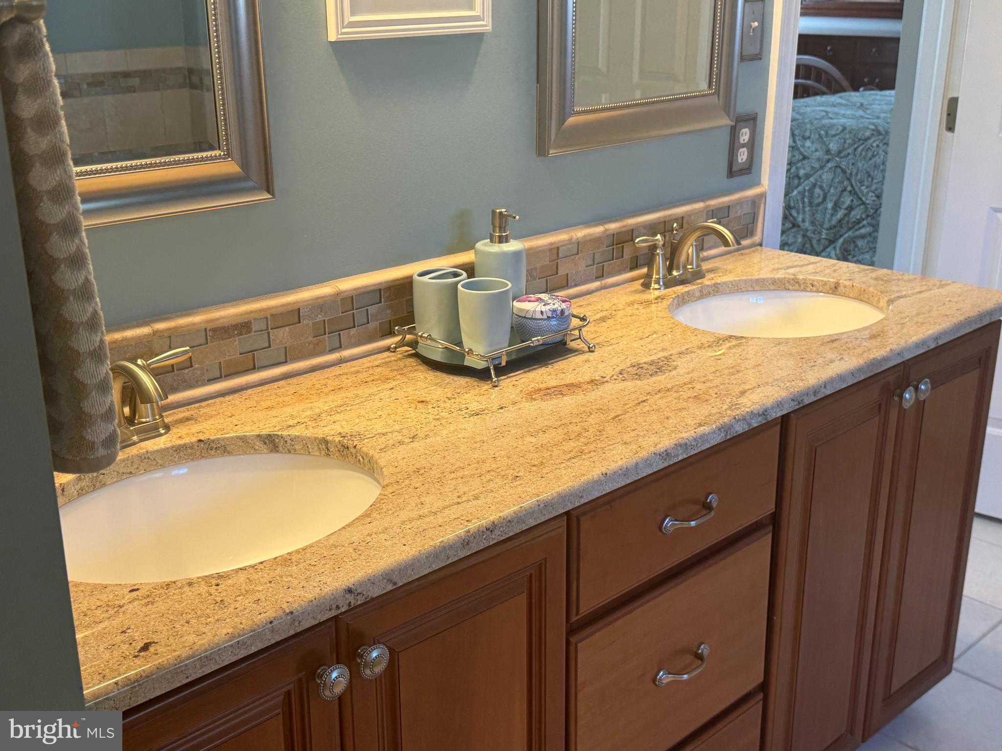 EAGLEVIEW - Residential