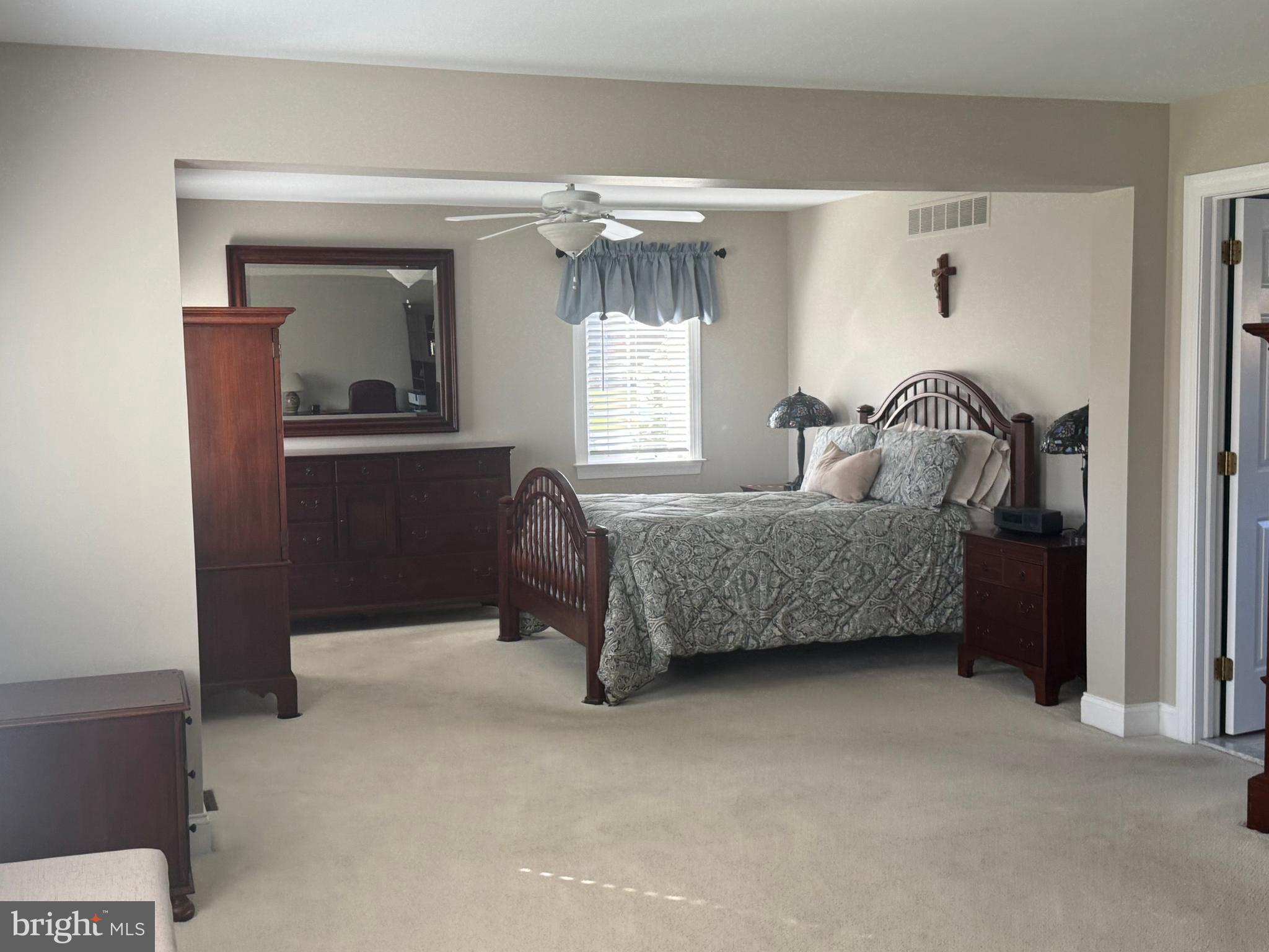 EAGLEVIEW - Residential