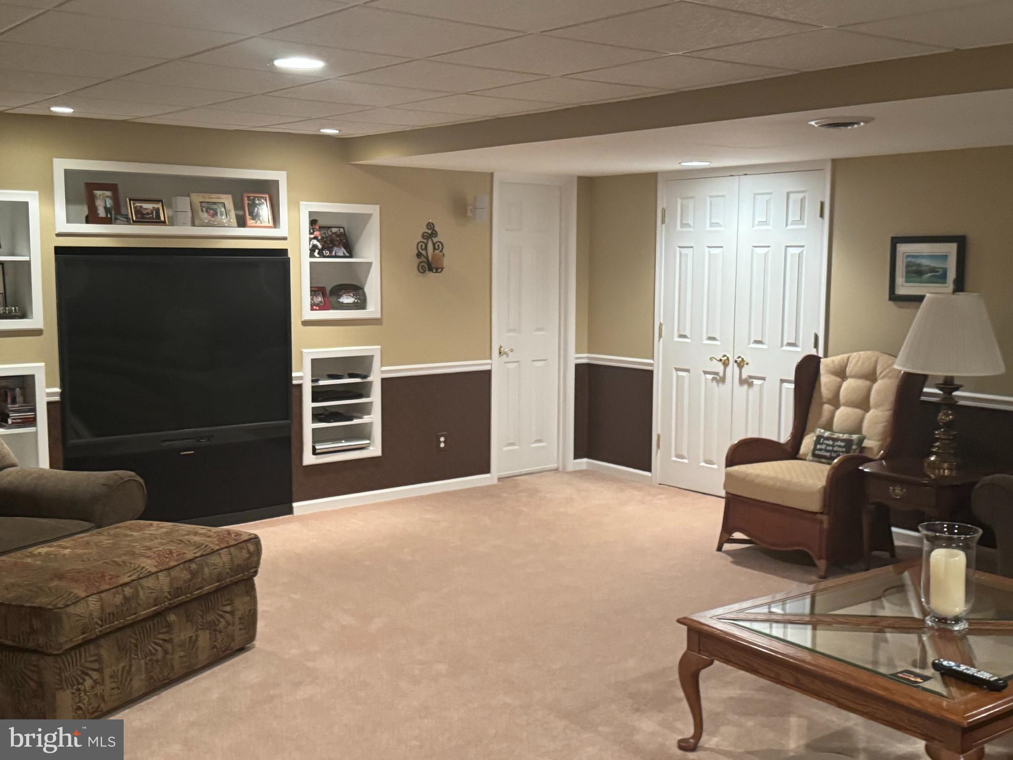 EAGLEVIEW - Residential