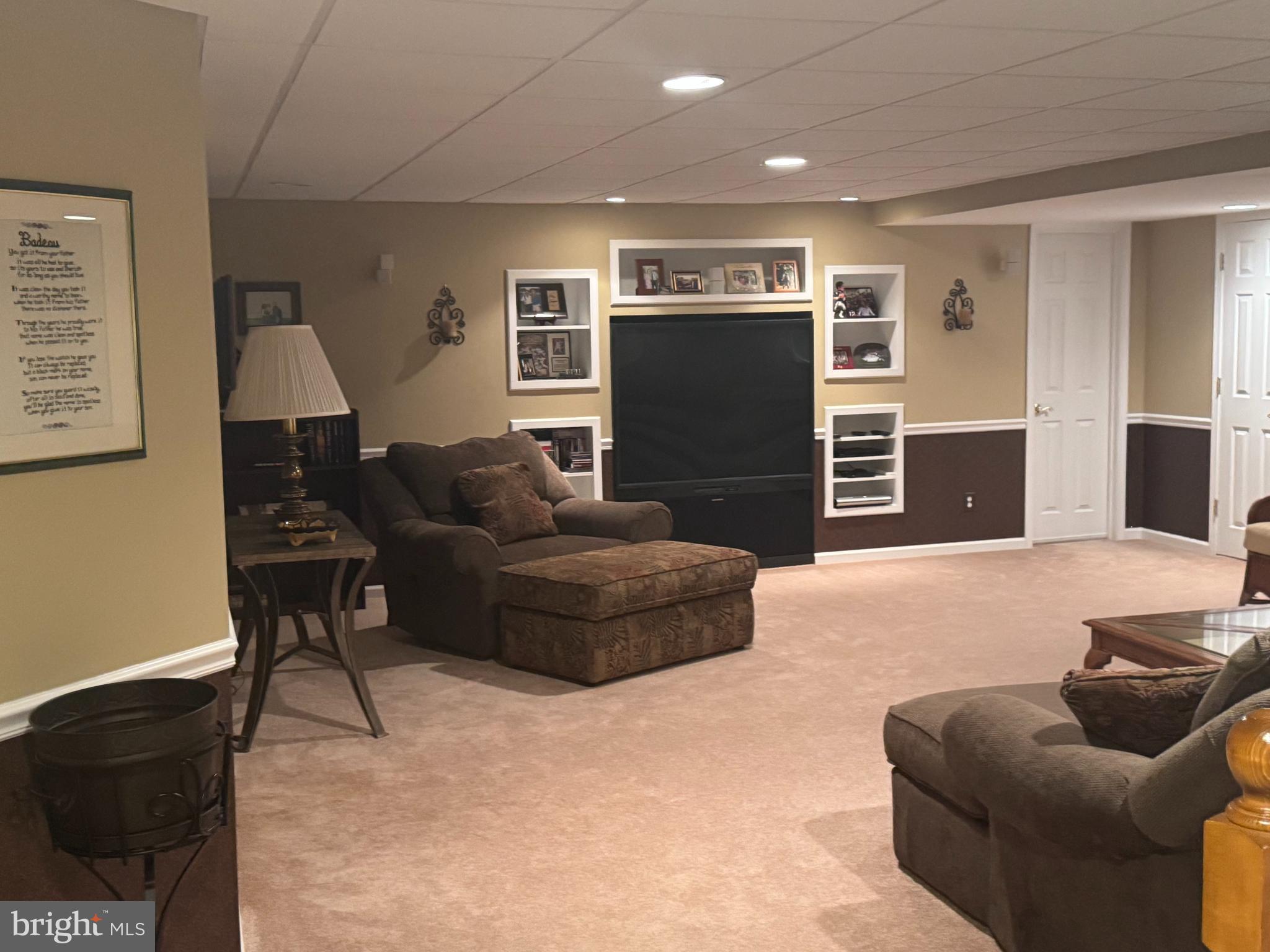 EAGLEVIEW - Residential