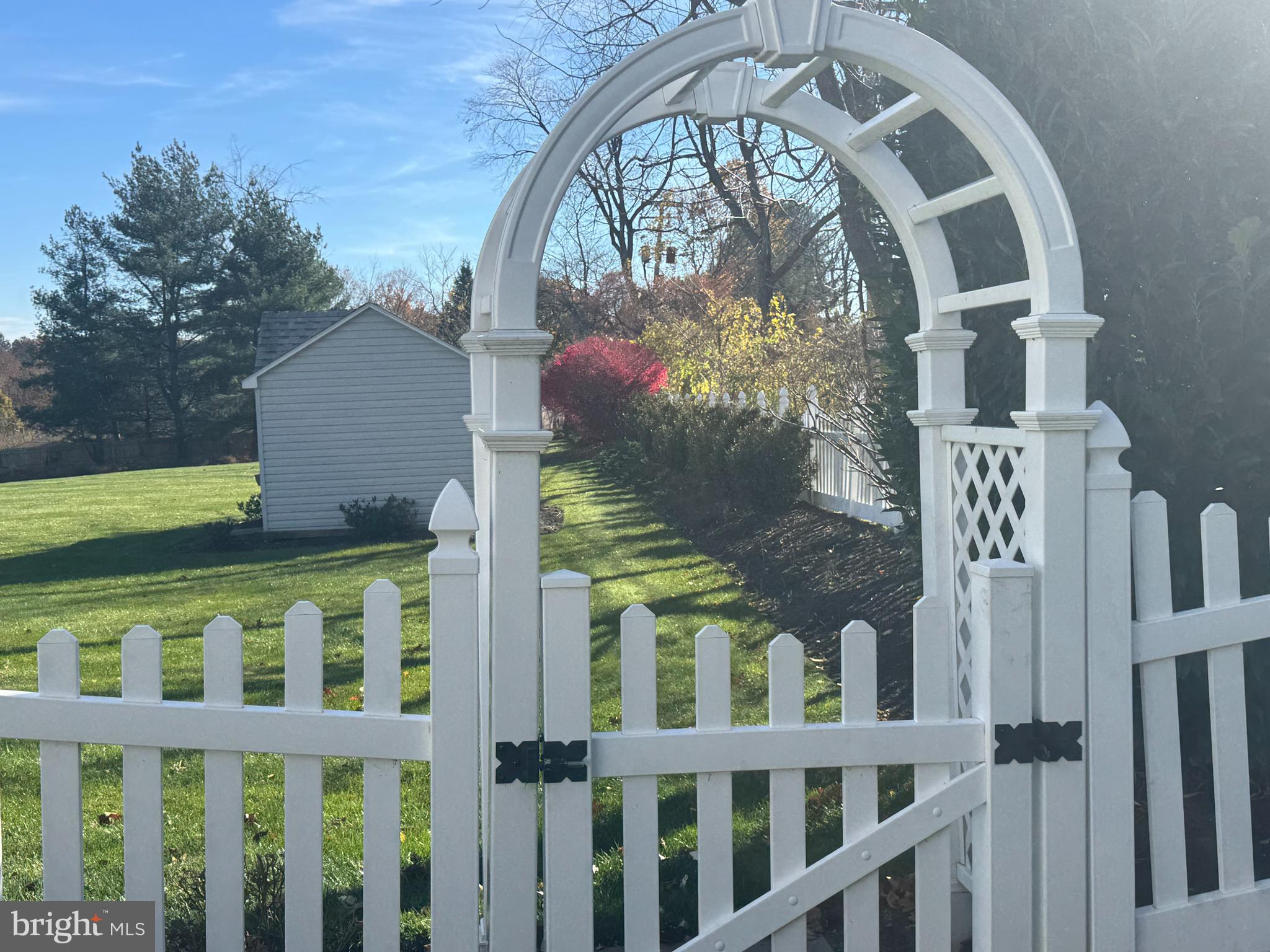 EAGLEVIEW - Residential