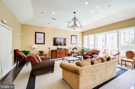 4550 STRUTFIELD LANE