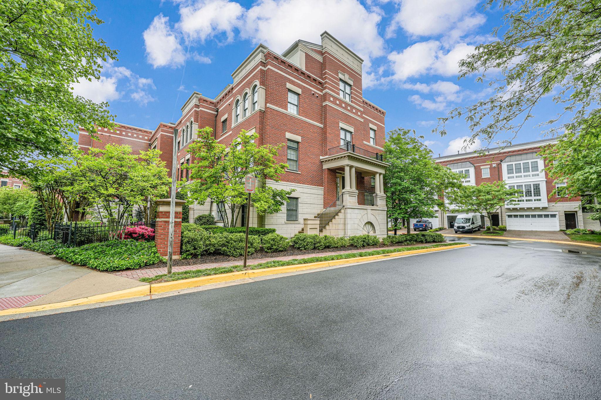 WEST MARKET - Residential