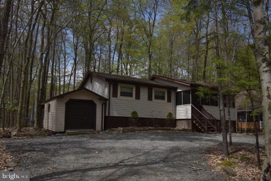 Well maintained Ranch home in the gated, amenity-filled community of Arrowhead Lake. This 3 bed, 2 bath home has vinyl (waterproof) flooring throughout, a family room with vaulted ceilings, living room with a propane fireplace and skylights, kitchen with stainless steel appliances, a screened in front porch, and a large back deck with a hot tub. Other features include a horse-shoe shaped driveway, storage shed, and a fire pit. Home is on community sewer and close to all the amenities Arrowhead Lake has to offer! Home is in an STR friendly community. See documents for rental history!

Arrowhead Lake is a gated community with security, 3 heated swimming pools, 2 lakes for fishing/swimming and boating, tennis courts and bocce ball. Many of these activities have occurred over the years including bonfires, carnival, Zumba, water aerobics, swim team, potluck dinners/breakfast and summer camp.