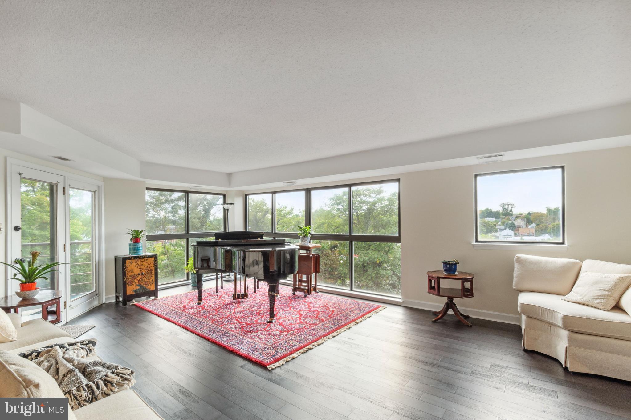 IMPORTANT PLEASE READ:
All showings may take place between 11am-2pm everyday.
Welcome to this stunning 3 bedroom, 2.5 bathroom condo nestled in the charming Roland Park neighborhood of Baltimore City. With its spacious layout and elegant features, this 2316 square feet home offers a truly exceptional living experience.
Step inside and be greeted by an abundance of natural light pouring in through the floor-to-ceiling windows, illuminating the hardwood floors that flow seamlessly throughout the unit. The open concept design creates a sense of airiness, perfect for entertaining guests or simply enjoying the spaciousness of your new home. beautiful entry way with the homes Marble Foyer.
The kitchen is complete with a breakfast bar and island, providing ample space for meal preparation and casual dining. Adjacent to the kitchen, you'll find a beautiful entry foyer that adds a touch of sophistication to the space.
Retreat to the comfort of the three generously sized bedrooms, each offering a peaceful sanctuary to unwind. The primary bedroom features its own private balcony and floor to ceiling windows, where you can enjoy your morning coffee or bask in the tranquility of the surrounding luscious gardens. Two private balconies!
Convenience is key with an in-unit washer and dryer, making laundry a breeze. Additional storage space is available, ensuring that you have plenty of room to keep your belongings organized and out of sight.
Outside, you'll find ample parking for guests, as well as two reserved parking spaces in the garage, providing peace of mind and easy access to your home. The beautiful garden views create a serene atmosphere, allowing you to escape the hustle and bustle of city life.
RARE OPPORTUNITY, these beautiful Condos do not become available often so dont miss out!
Residents of Roland Park enjoy the convenience of top-performing public schools and easy access to elite private schools. The neighborhood also boasts a vibrant dining scene.
Don't miss the opportunity to make this Roland Park gem your own. Schedule a showing today!