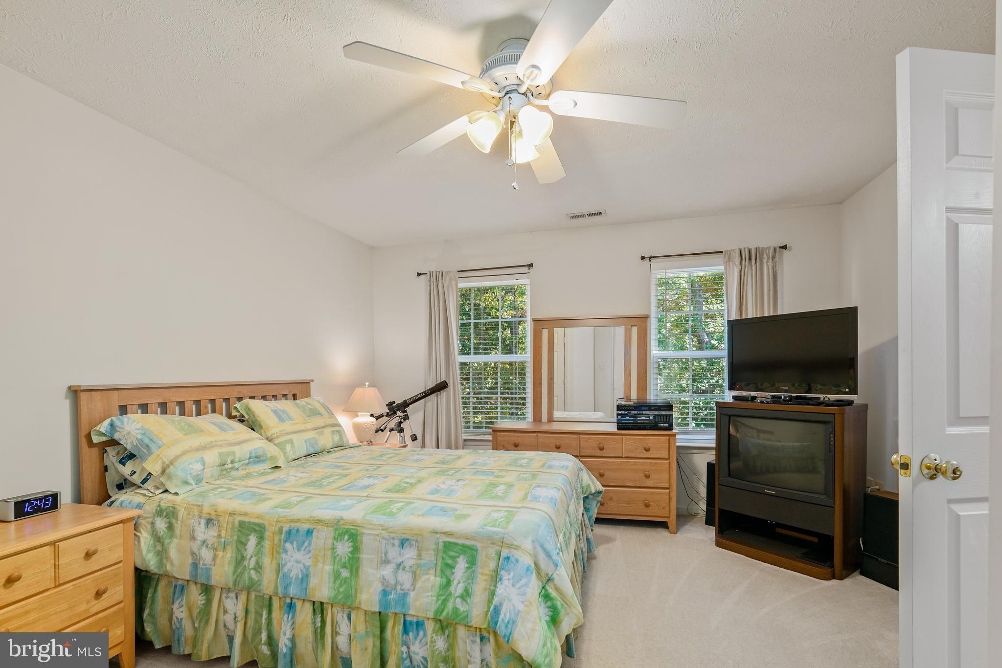 FOREST KNOLL - Residential