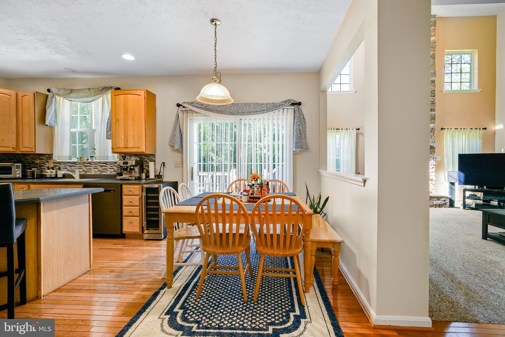 FOREST KNOLL - Residential