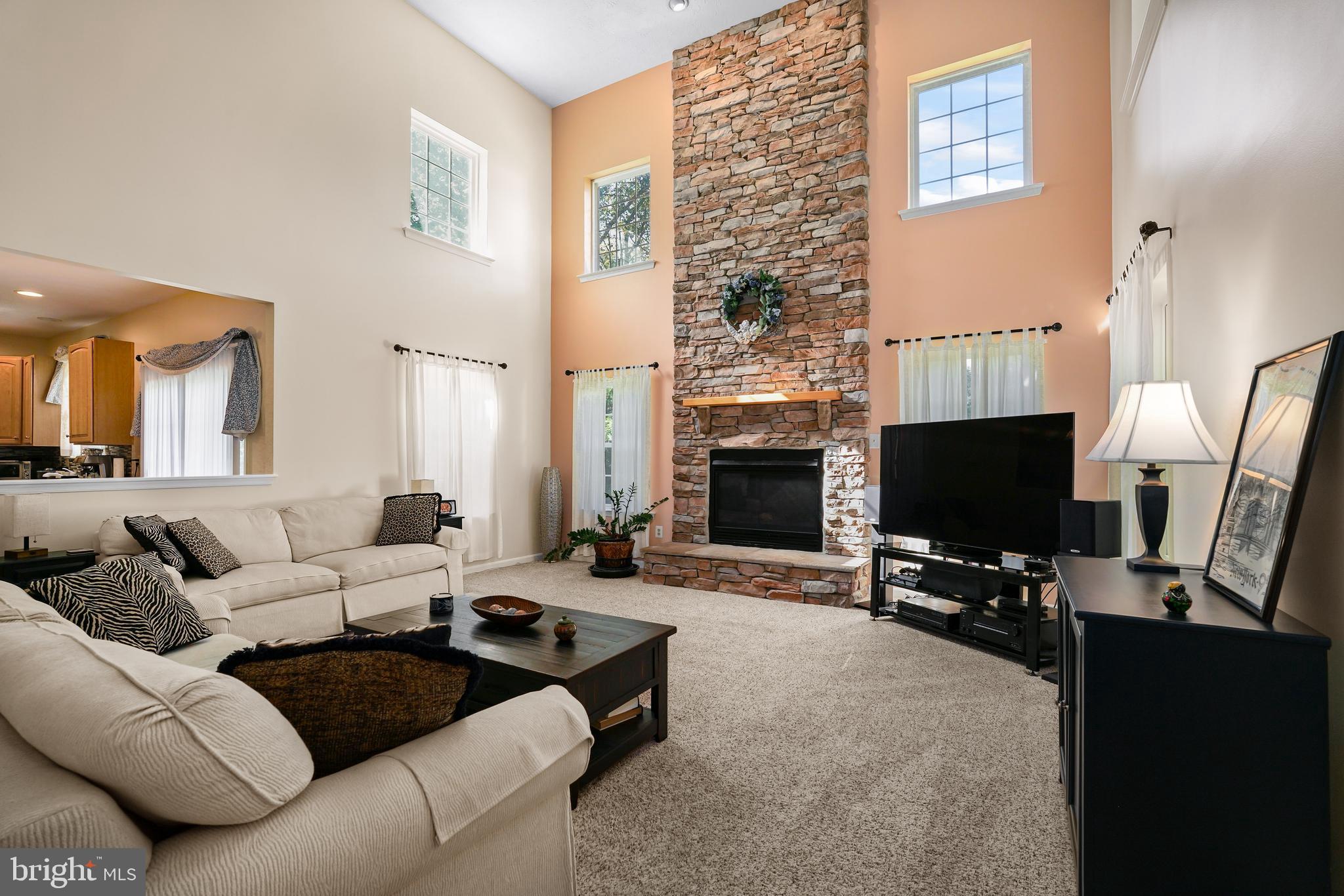 FOREST KNOLL - Residential