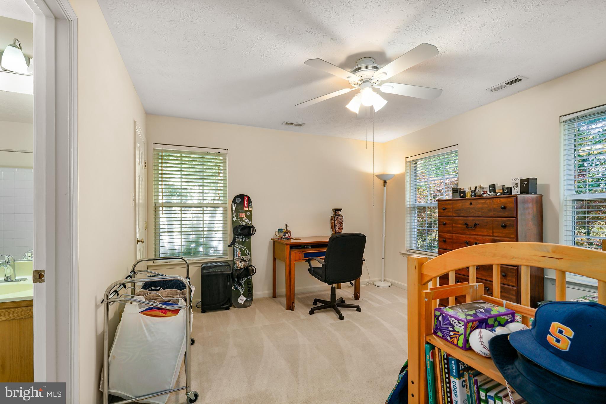 FOREST KNOLL - Residential