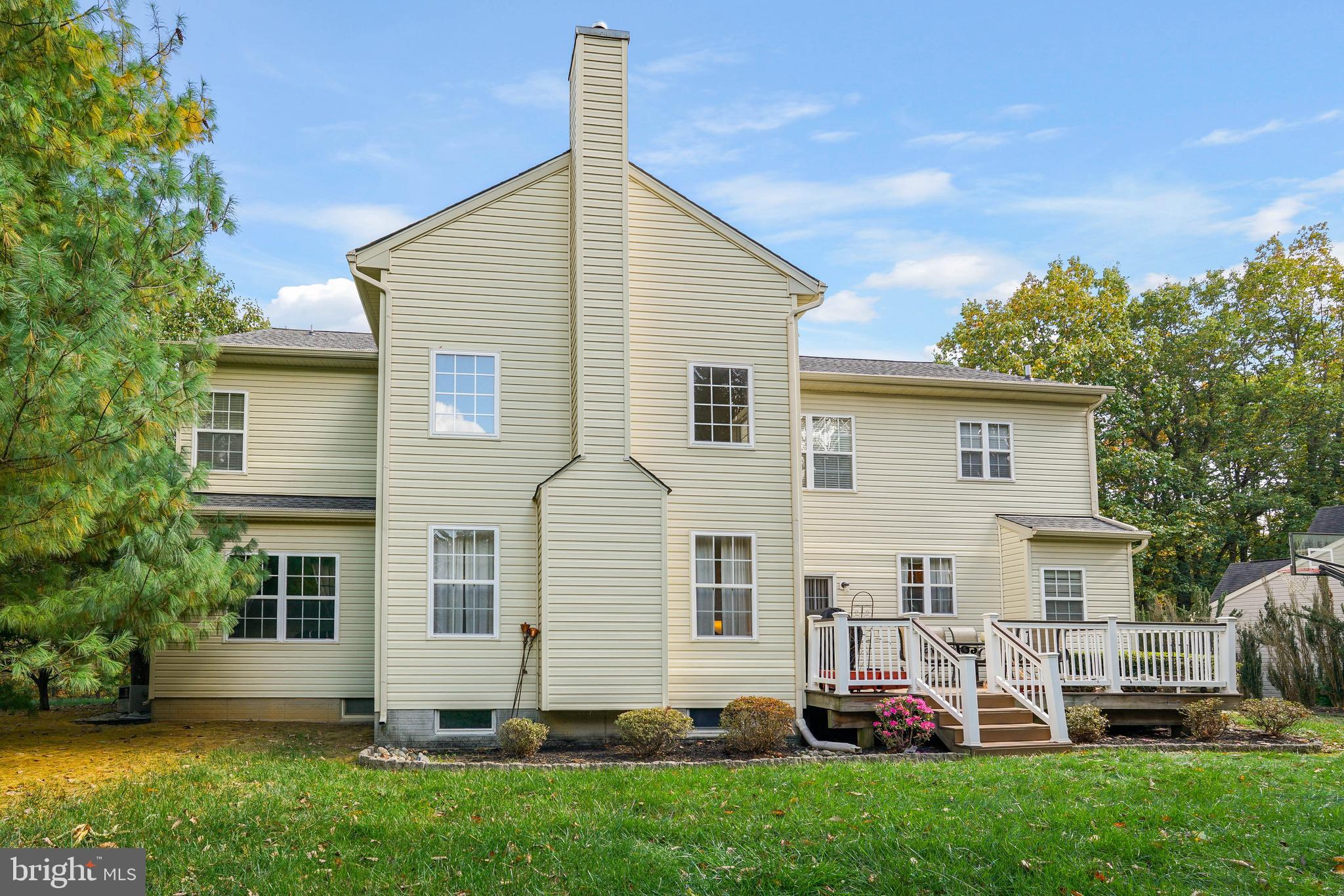 FOREST KNOLL - Residential