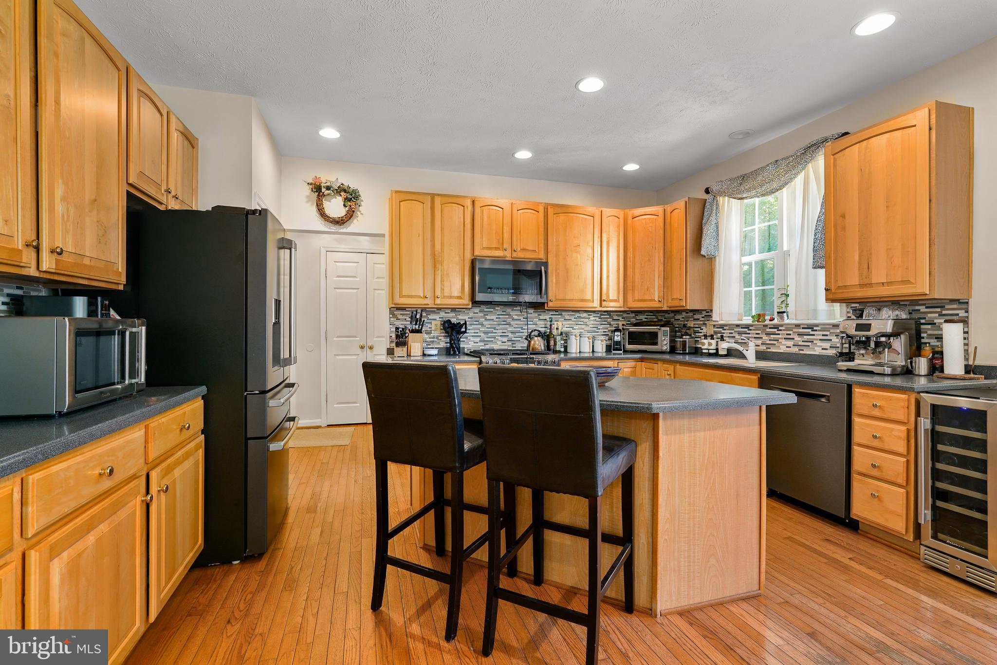 FOREST KNOLL - Residential