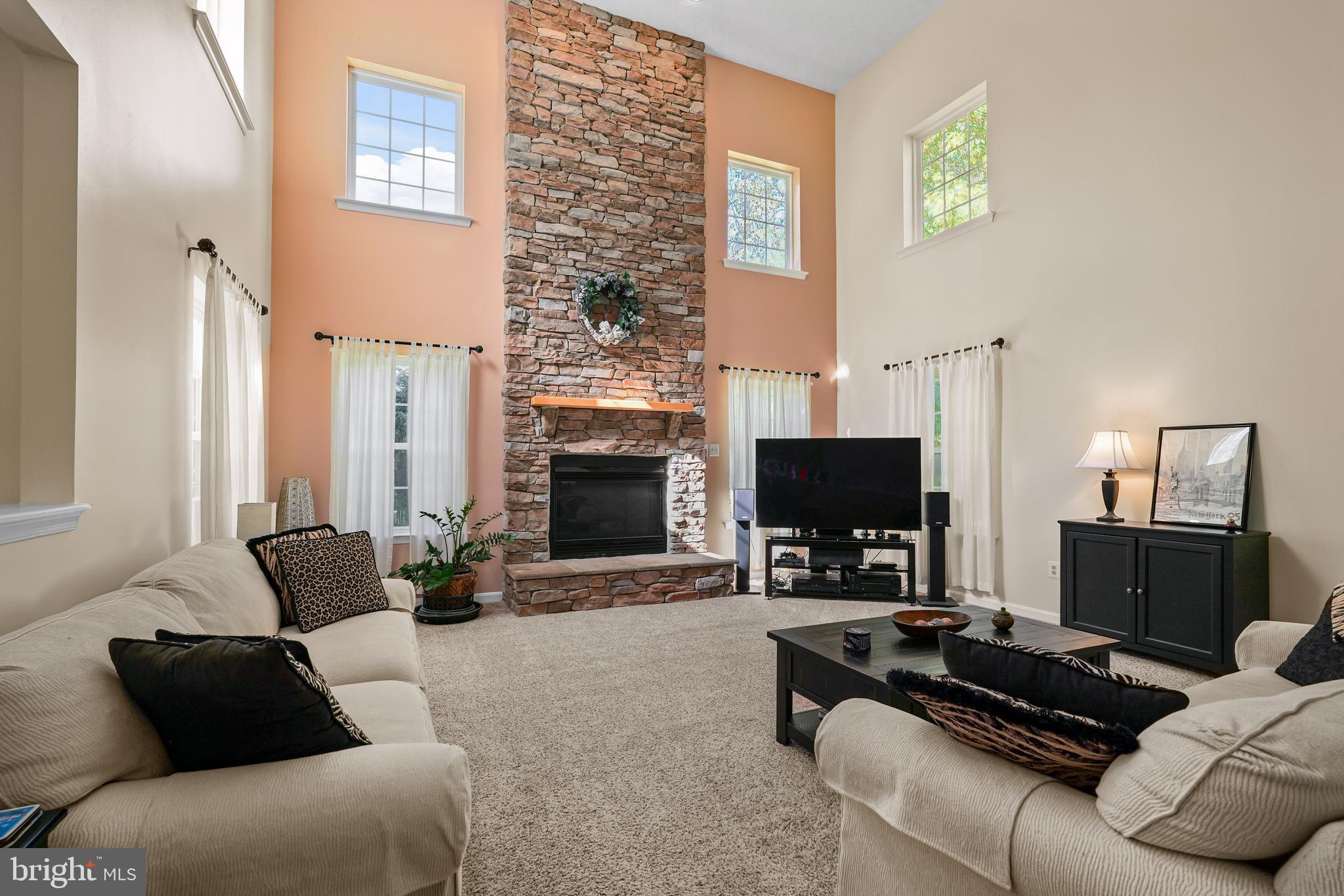 FOREST KNOLL - Residential