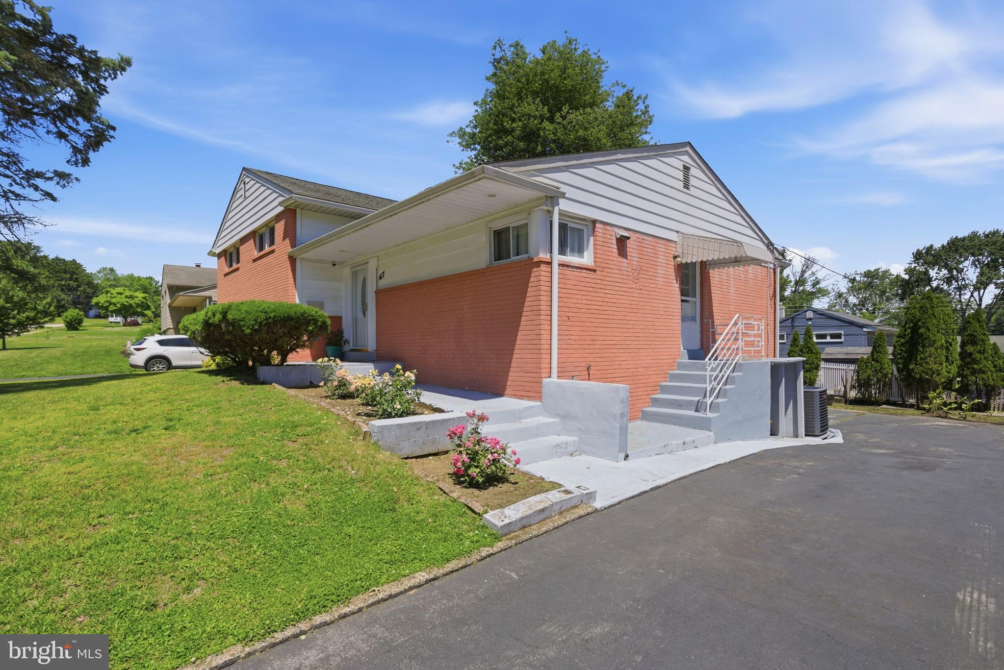 417 FOSTER DRIVE