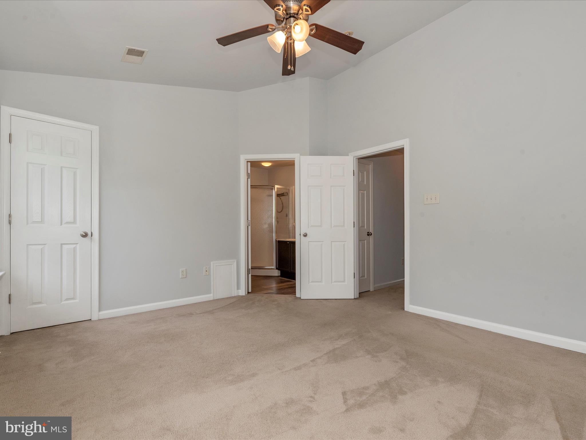 WHISPERING RIDGE - Residential