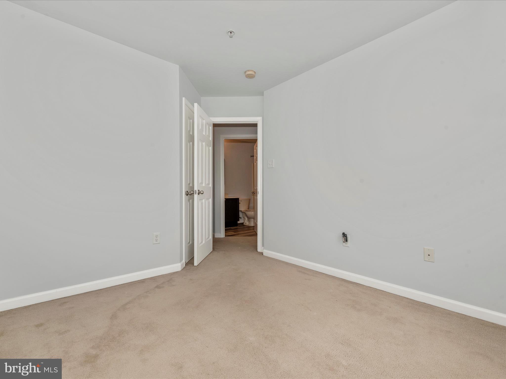 WHISPERING RIDGE - Residential