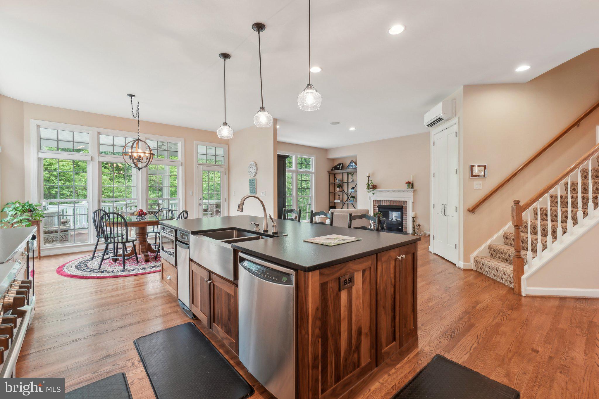 PARK MEADOWS - Residential