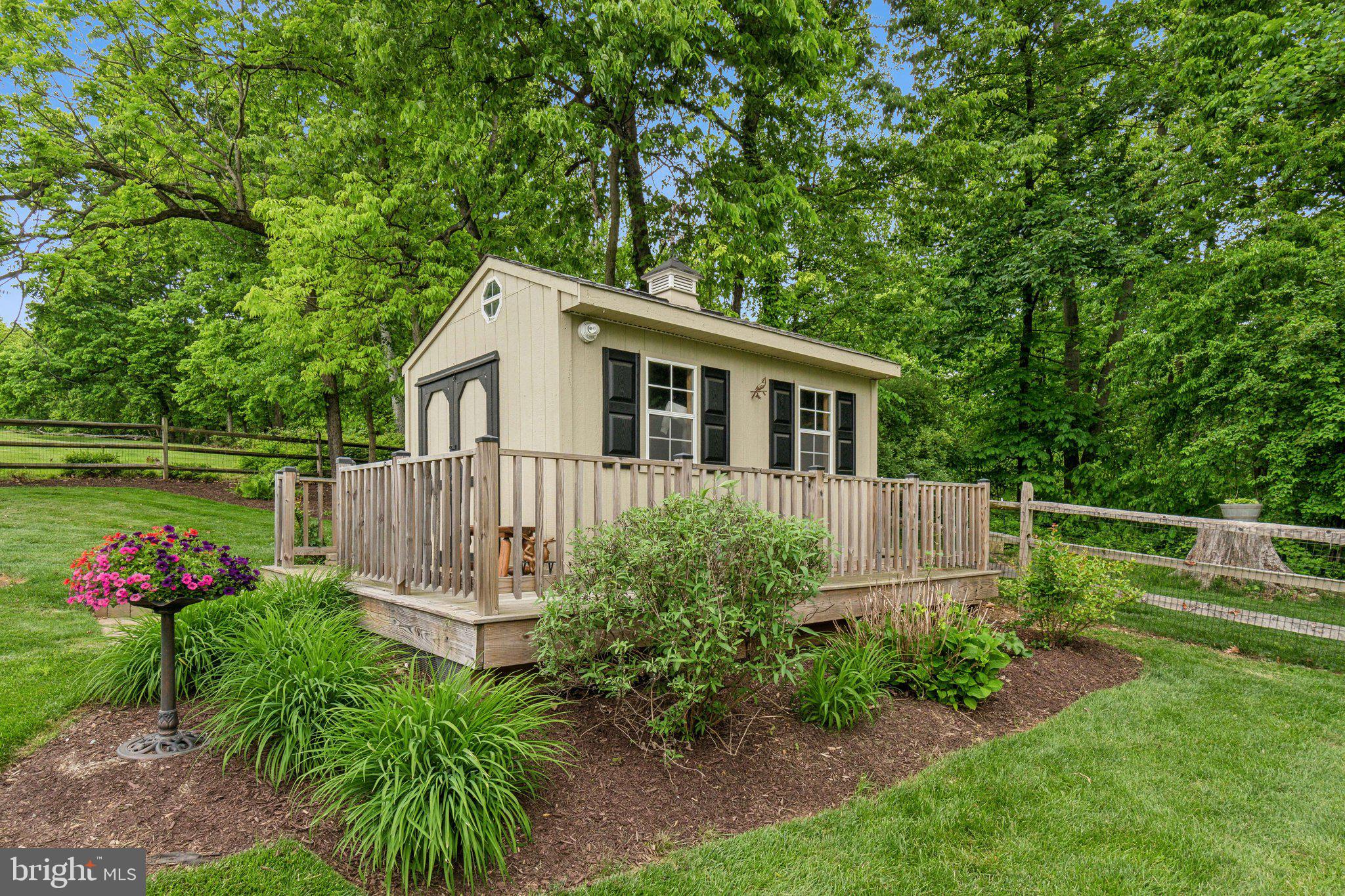 PARK MEADOWS - Residential