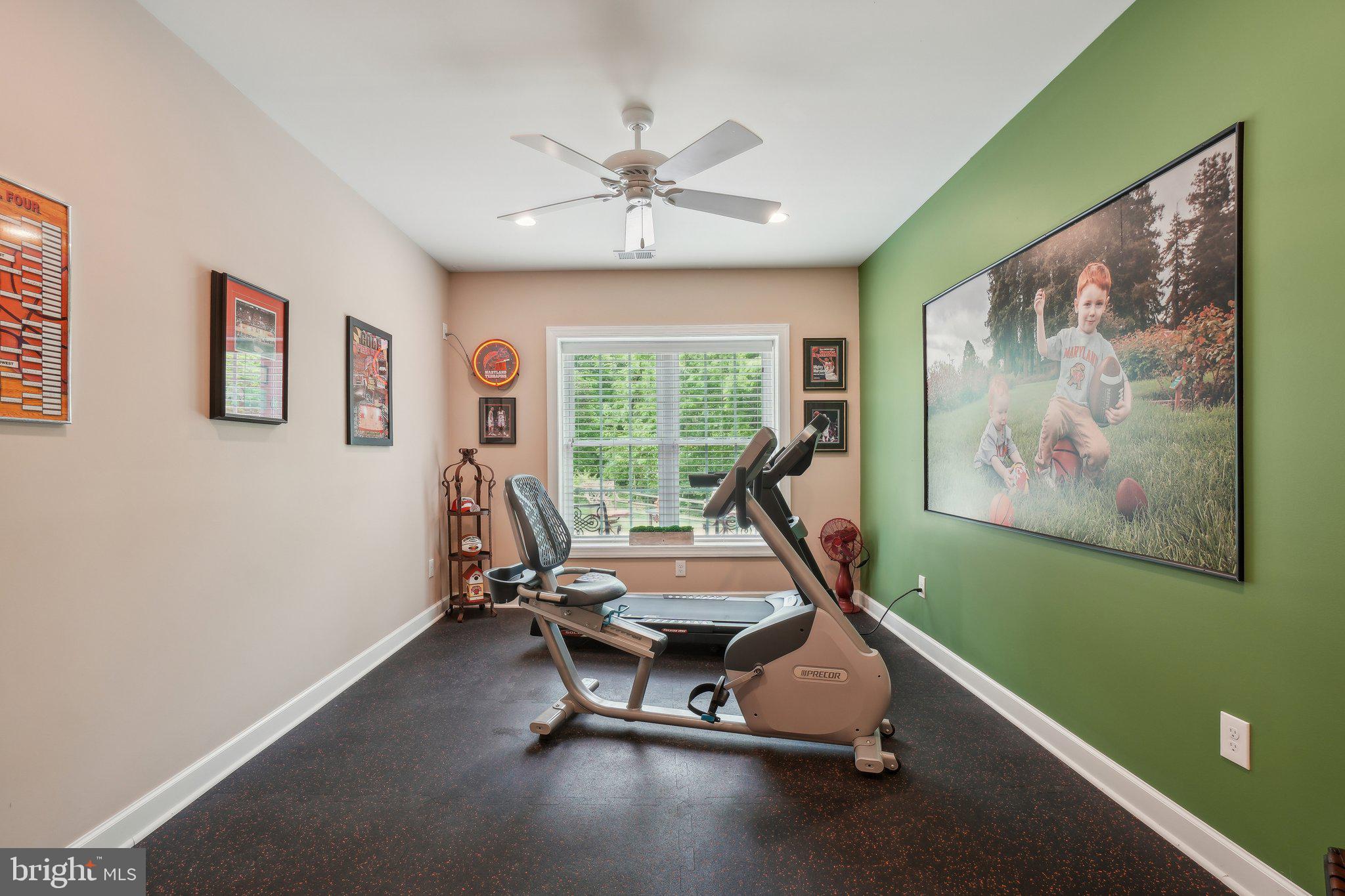 PARK MEADOWS - Residential