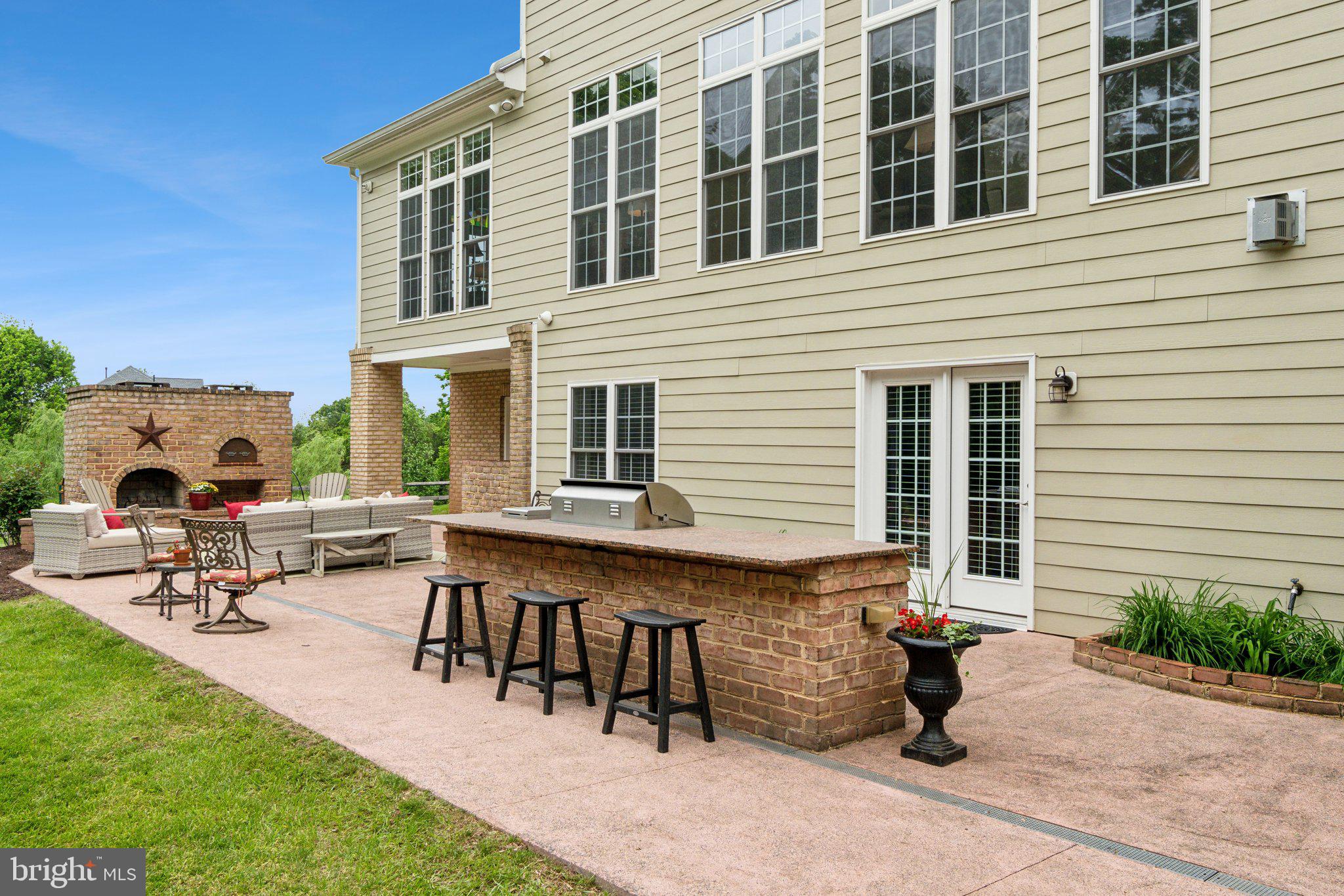 PARK MEADOWS - Residential