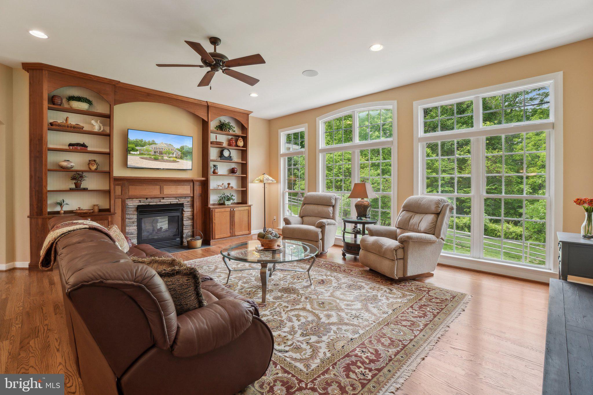 PARK MEADOWS - Residential