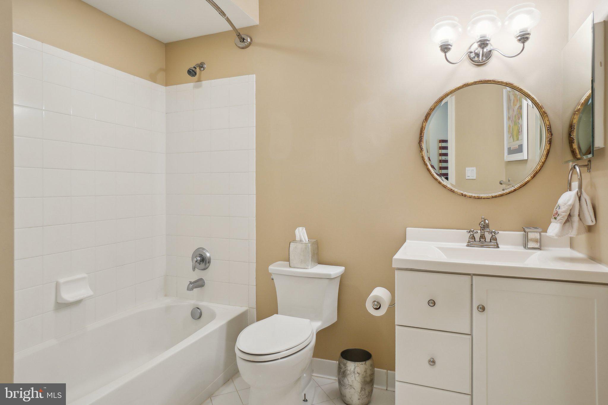 PARK MEADOWS - Residential