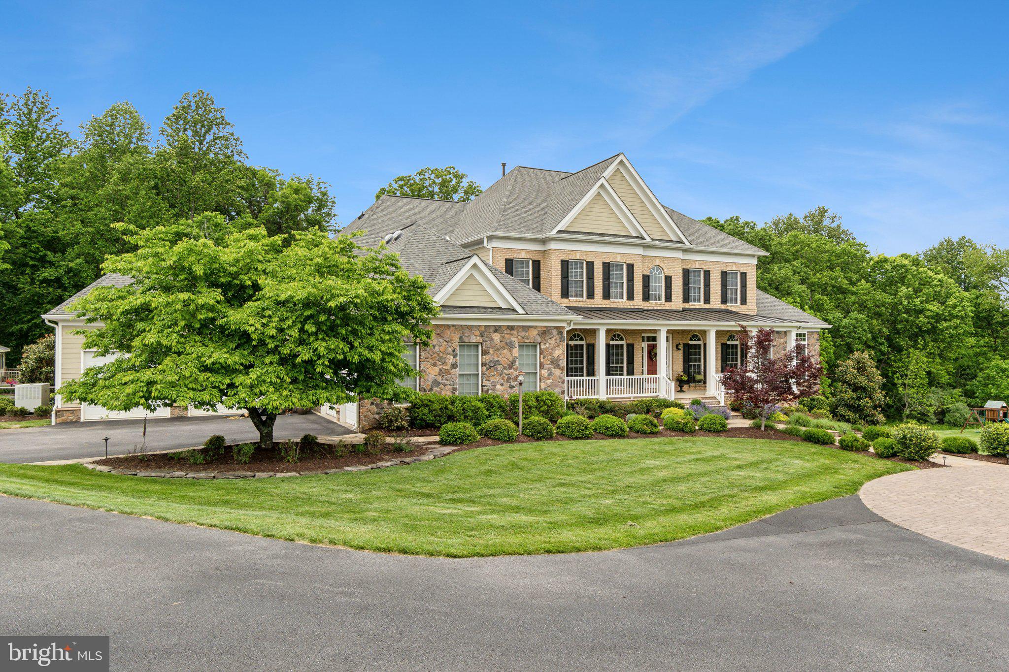 PARK MEADOWS - Residential