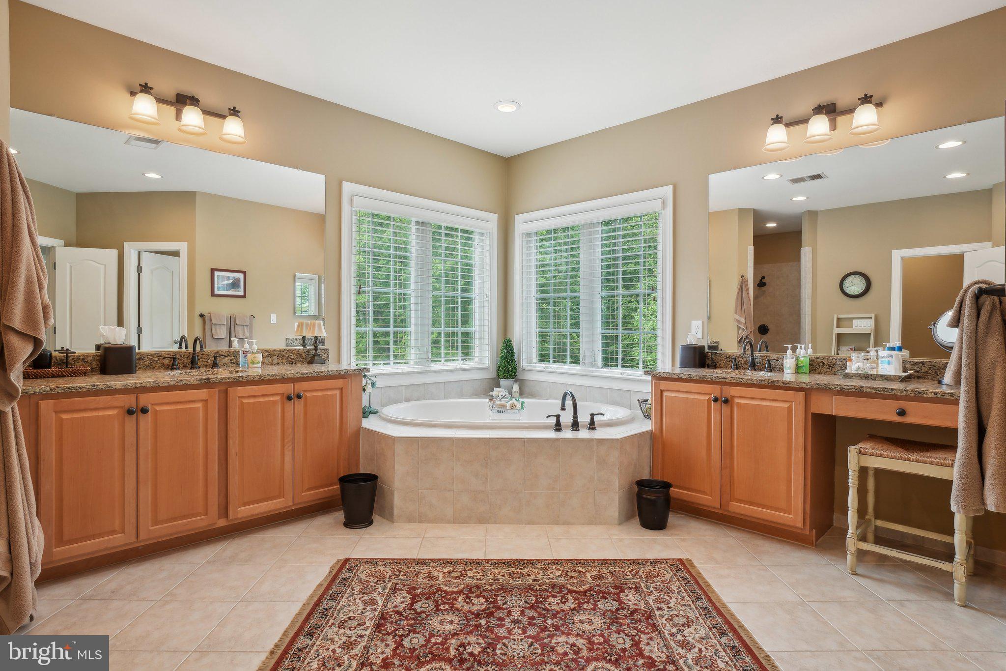 PARK MEADOWS - Residential