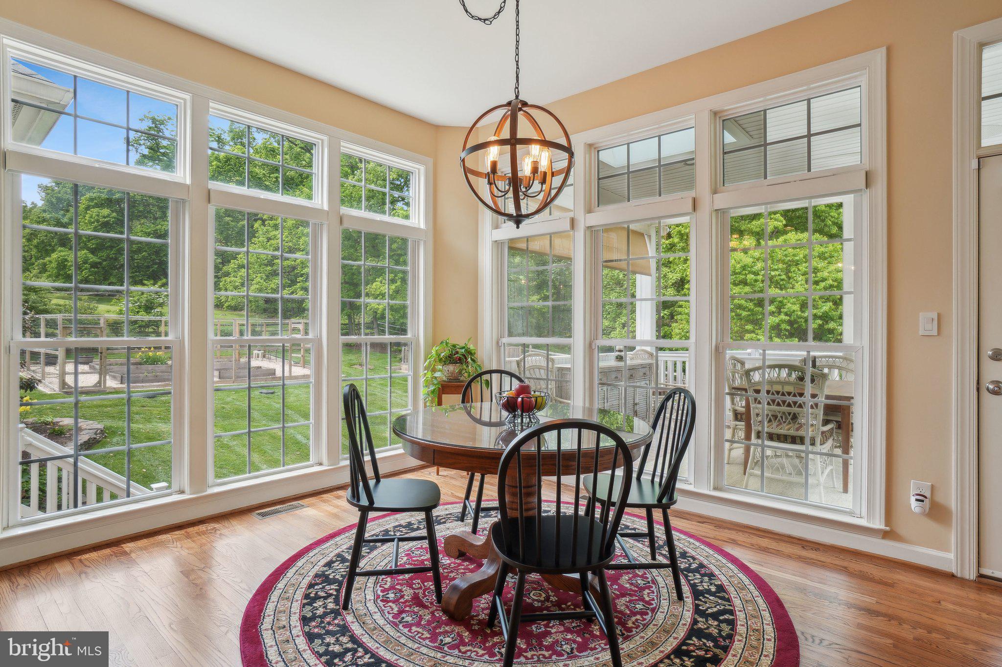 PARK MEADOWS - Residential