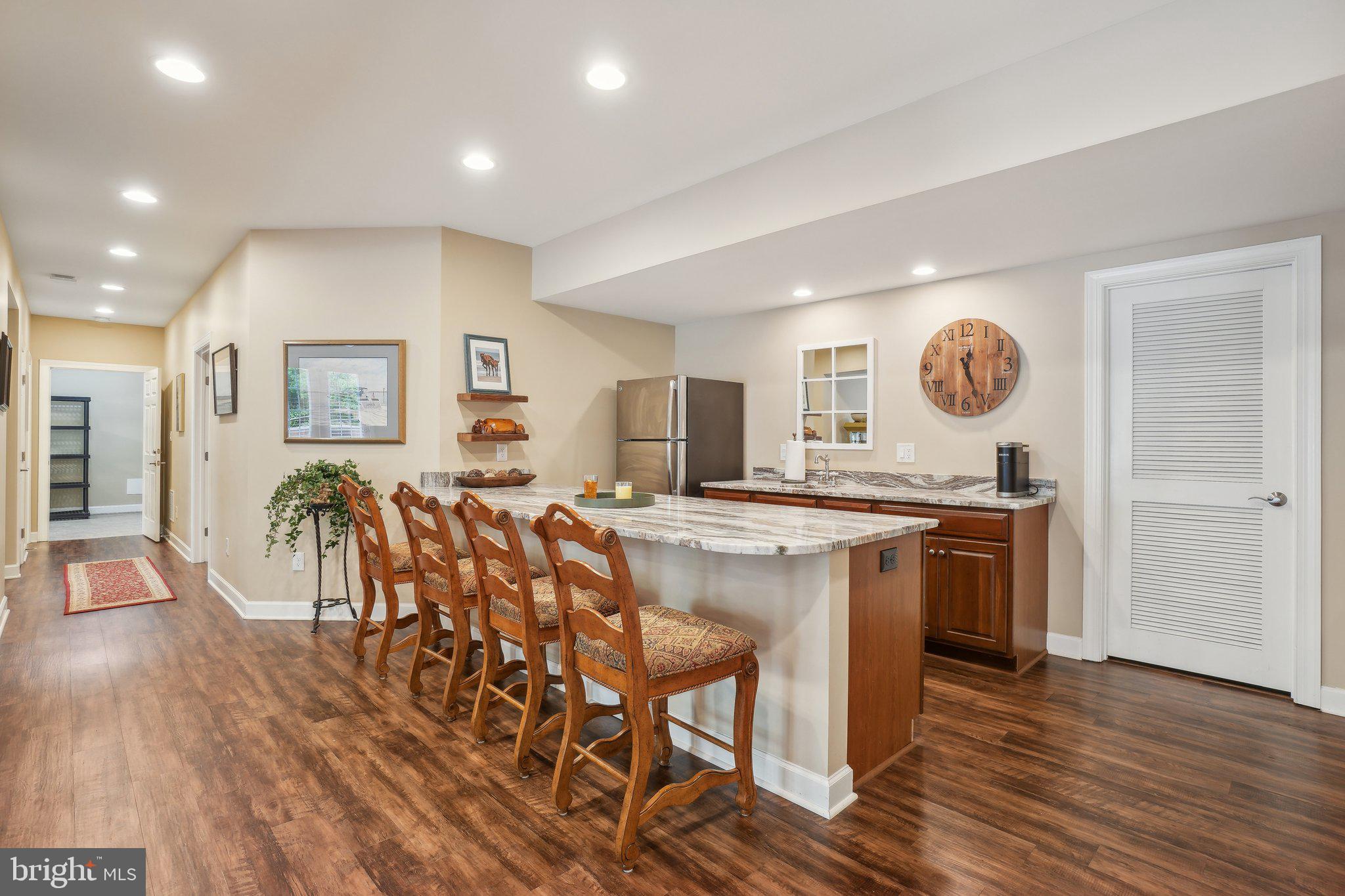 PARK MEADOWS - Residential