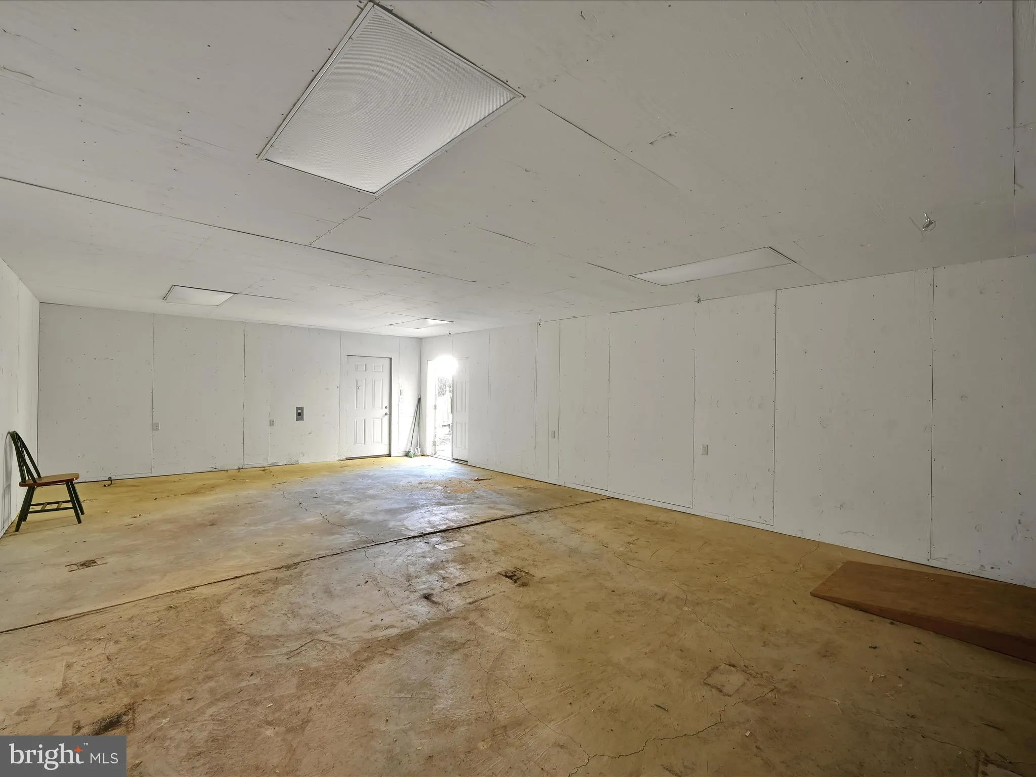 Lancaster, Pennsylvania 17603, United States, 3 Bedrooms Bedrooms, ,2 BathroomsBathrooms,Residential,Active,229761