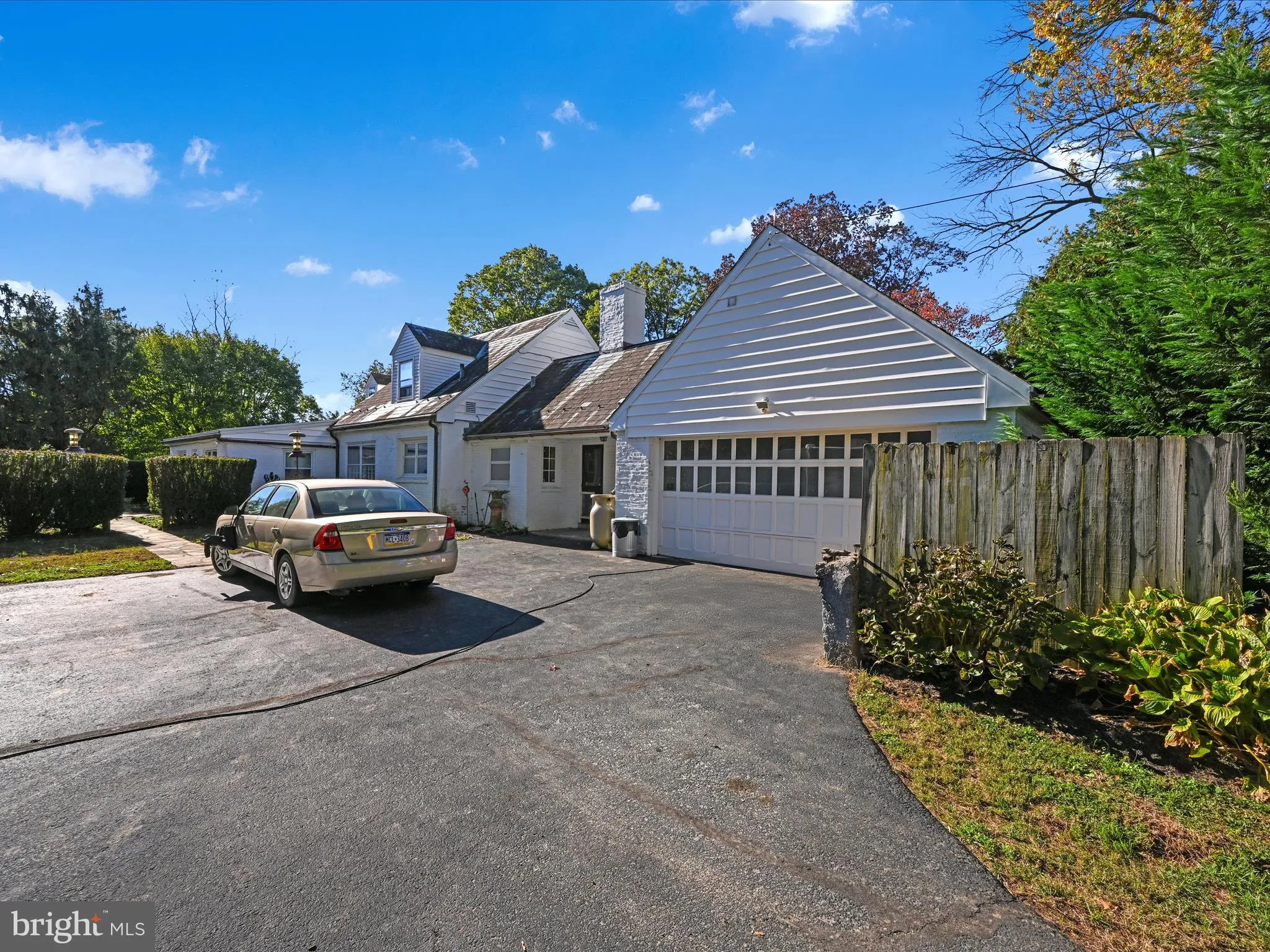 Lancaster, Pennsylvania 17603, United States, 3 Bedrooms Bedrooms, ,2 BathroomsBathrooms,Residential,Active,229761