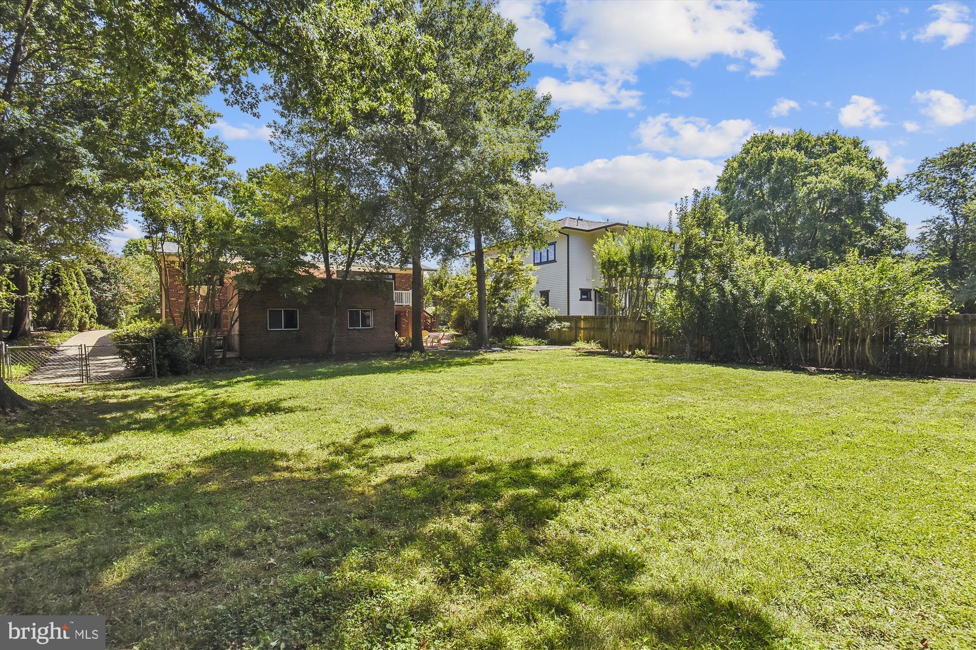 ROSEMONT - Residential