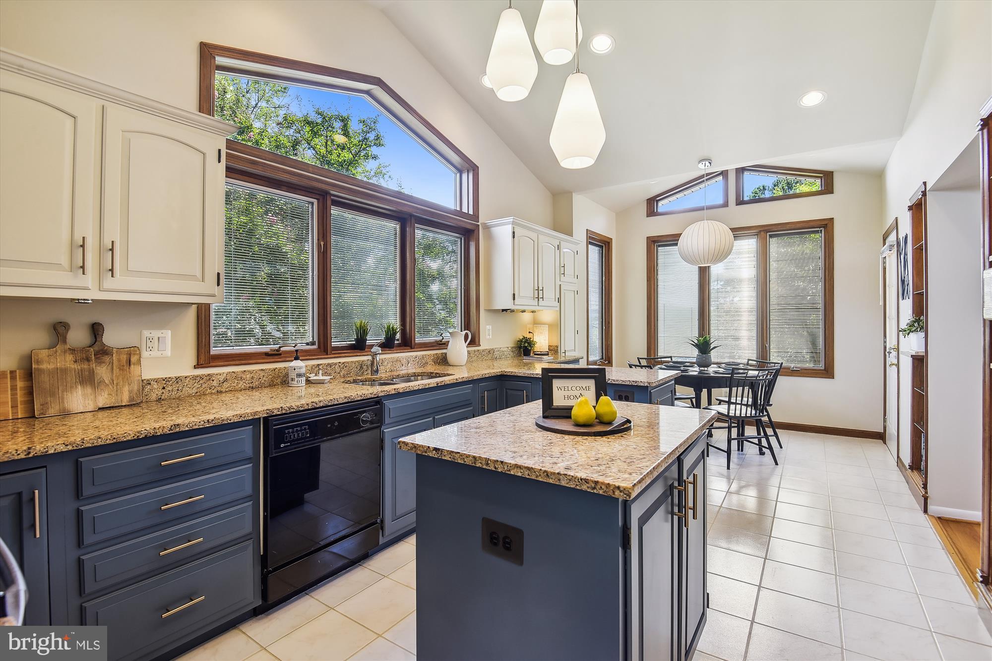 ROSEMONT - Residential