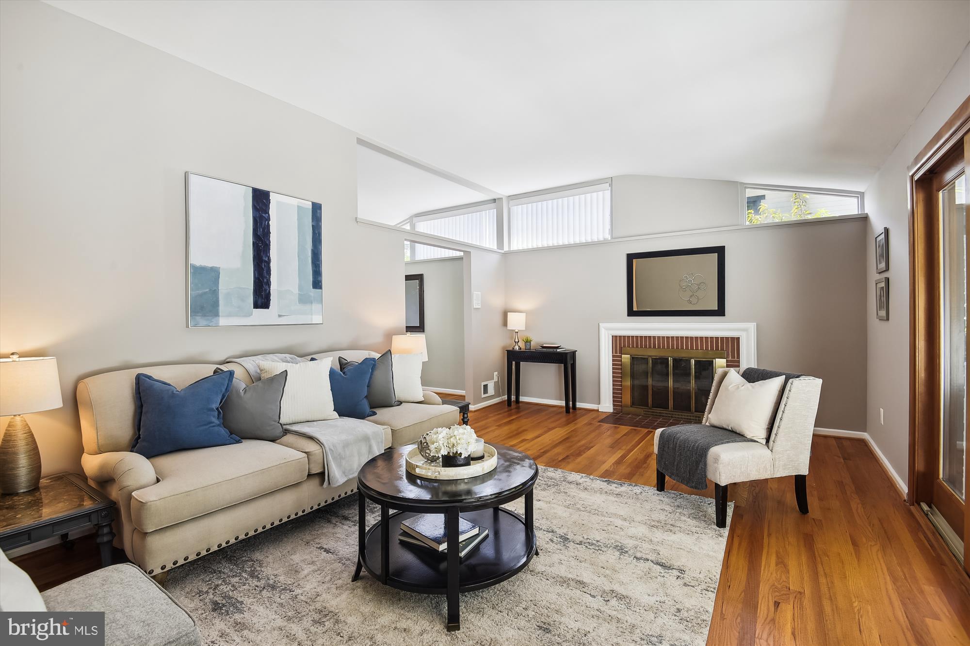 ROSEMONT - Residential