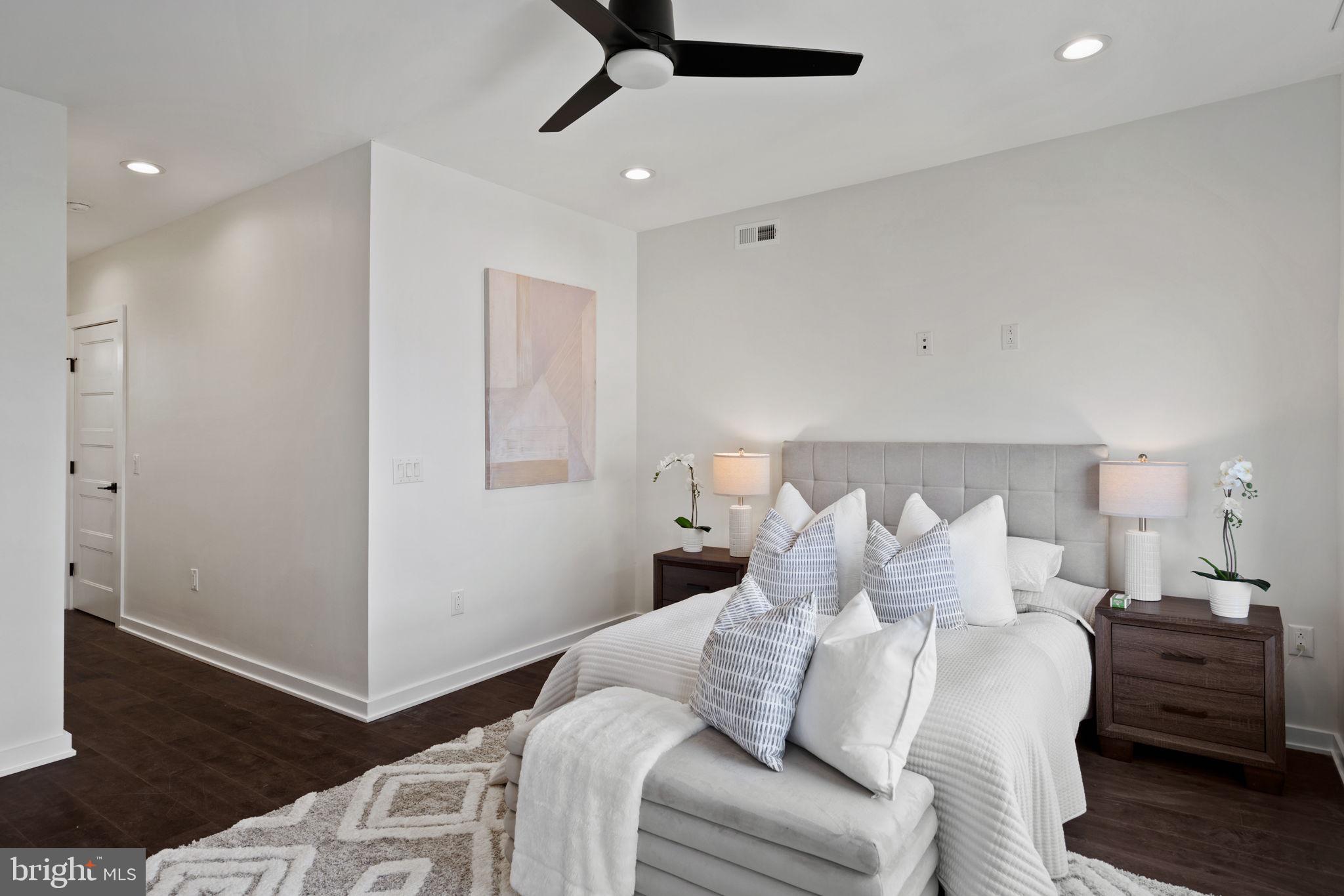 NORRIS SQUARE - Residential