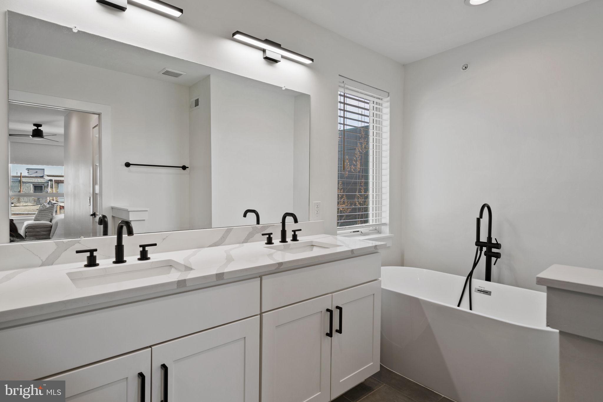 NORRIS SQUARE - Residential