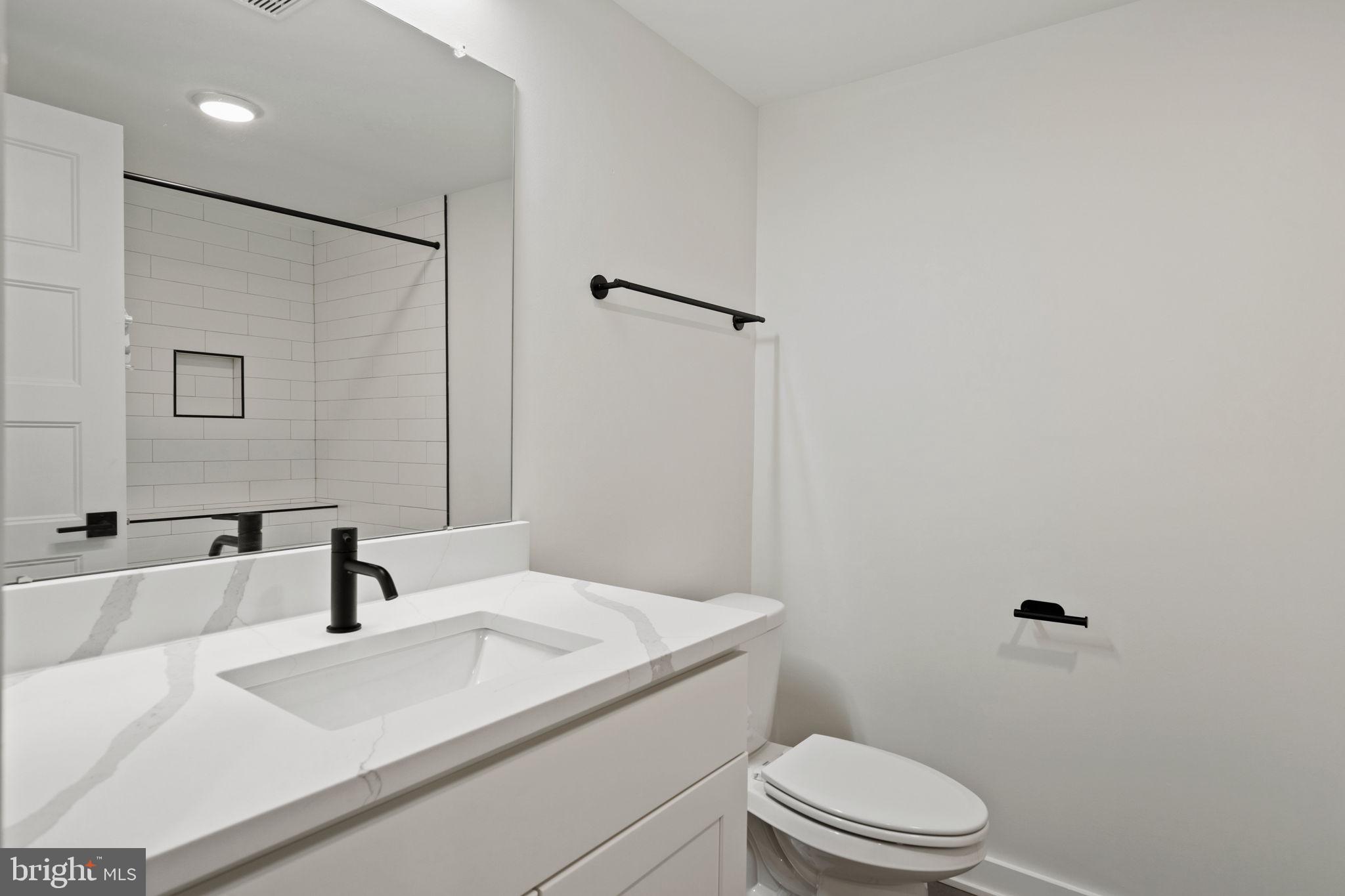 NORRIS SQUARE - Residential