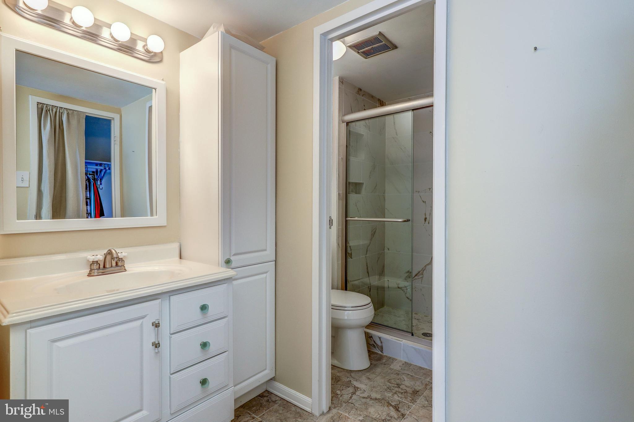 SOUTHGATE - Residential